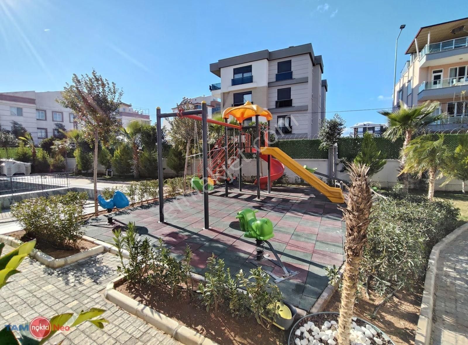 Havuzlu Site İçerisinde Lüks Daire - Görsel 13