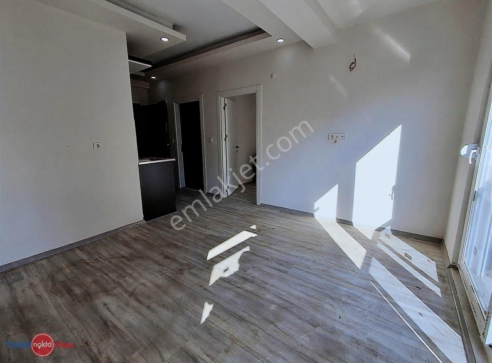 Cumhuriyet Mah.yüzme Havuzlu Yeni Bina 2+1 Kiralık Daire