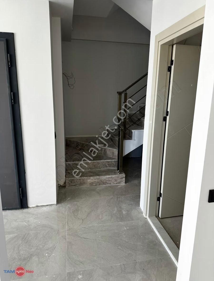 Ru/doğalgaz Kapıda, Tam Müstakil Köşe Parsel,havuzlu Sıfır Villa - Görsel 9