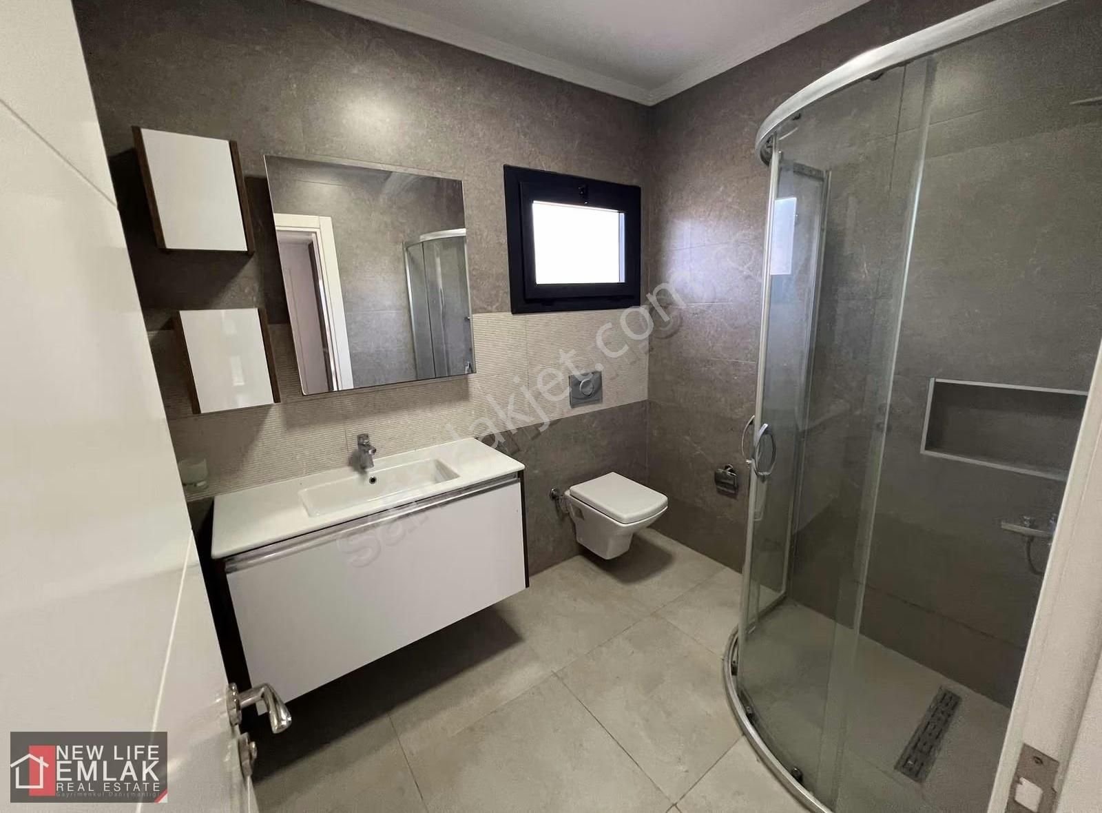 Kuşadası Havuzlu Site İçerisinde Deniz Ve Doğa Manzaralı Villa - Görsel 4