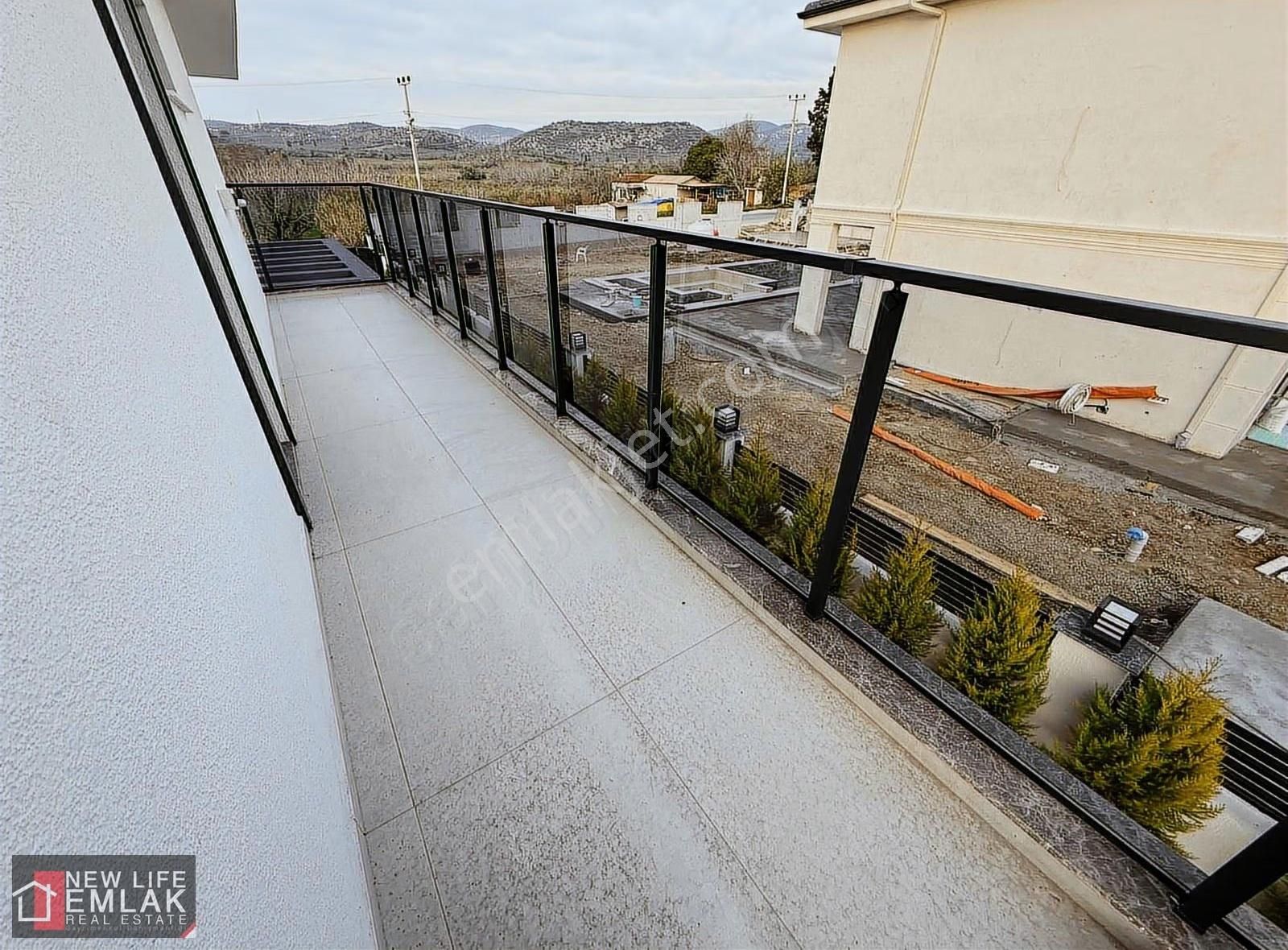 Kuşadası Yavansuda Özel Havuzlu Satılık Malikane - Görsel 14