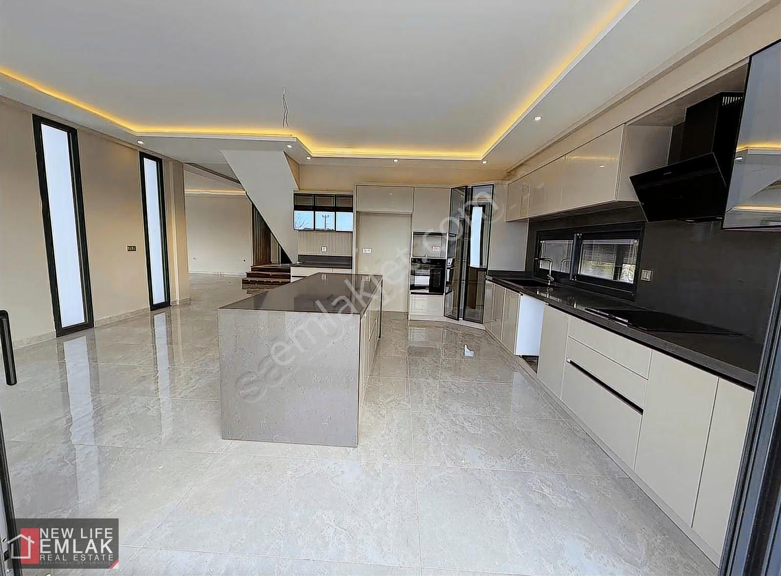 Kuşadası Yavansuda Özel Havuzlu Satılık Malikane - Görsel 19