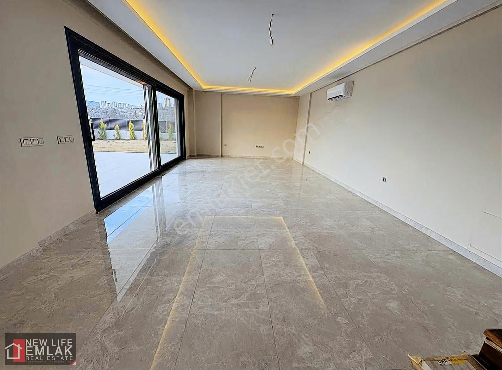 Kuşadası Yavansuda Özel Havuzlu Satılık Malikane - Görsel 27