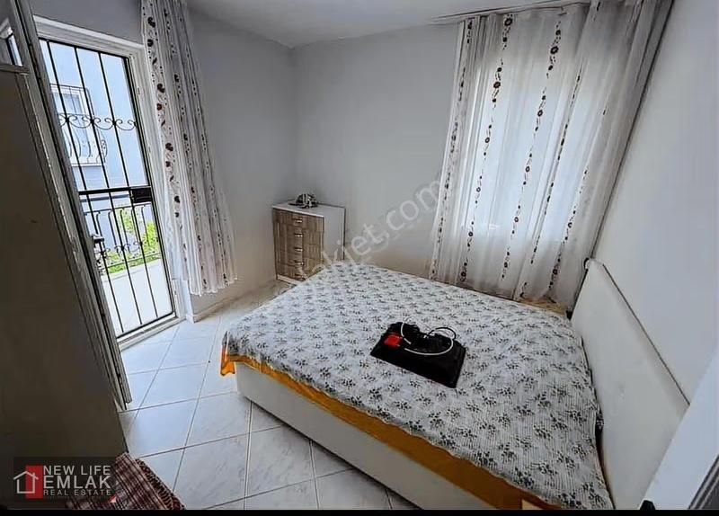 Kuşadası Sahil Sitelerinde 3+1 Villa - Görsel 2