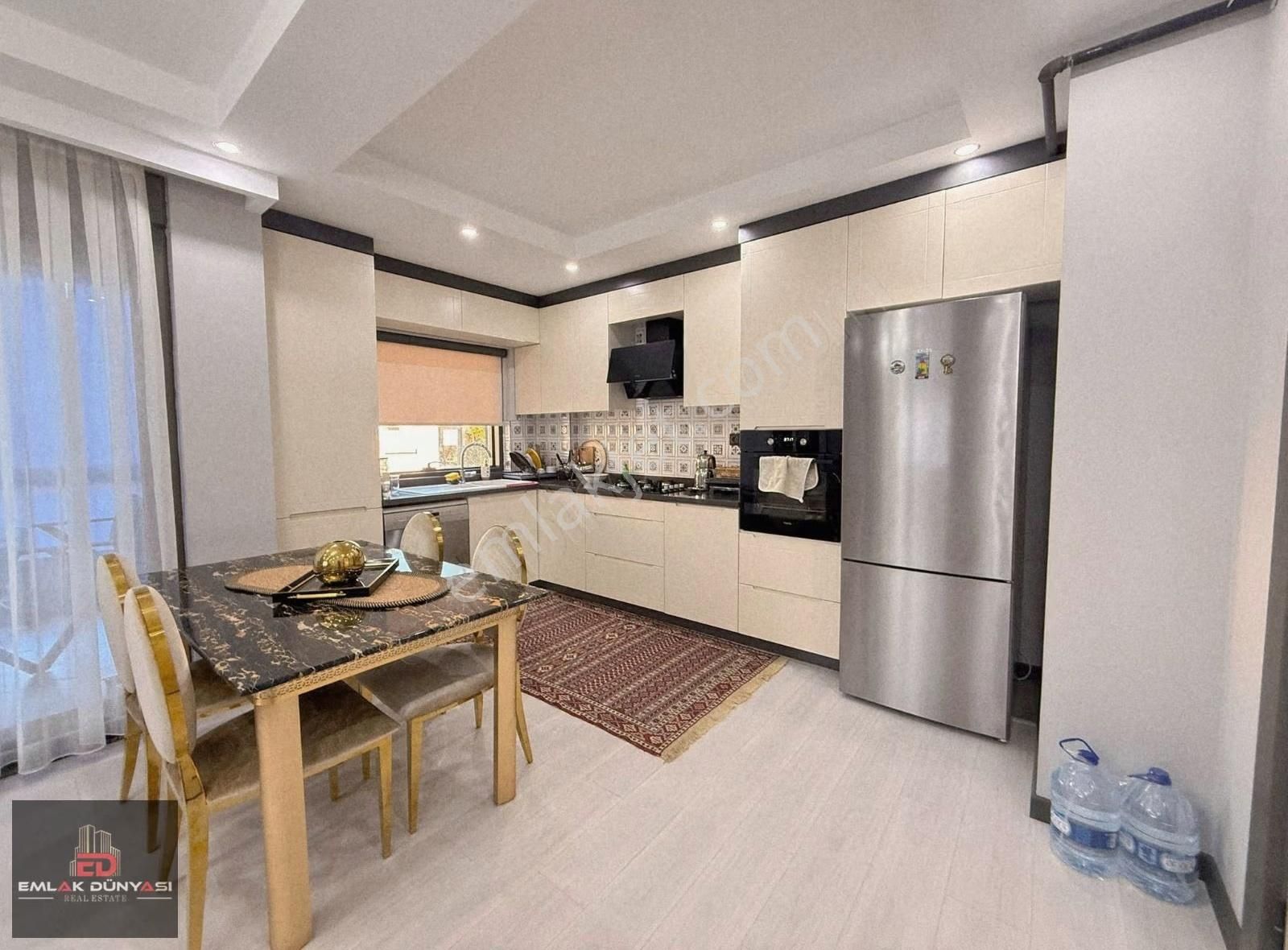 Meydan Kavağı Mah.fuull Krediye Açık Doğalgazlı 2+1 90m2 Daire - Görsel 14