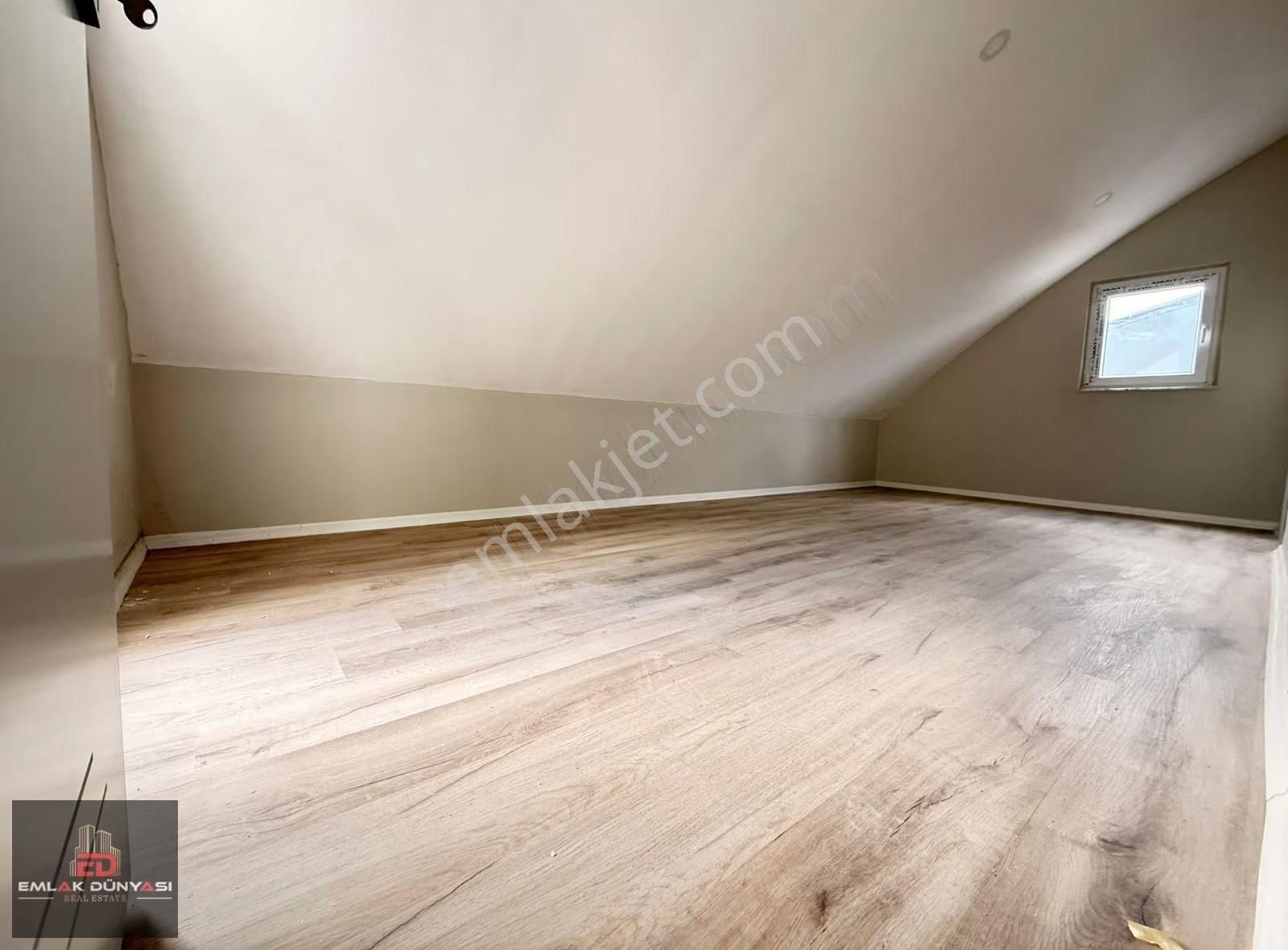 Kızıltoprak Mah.tramvay Yakını Önü Açık 3+1 135m2 Dubleks Daire - Görsel 19