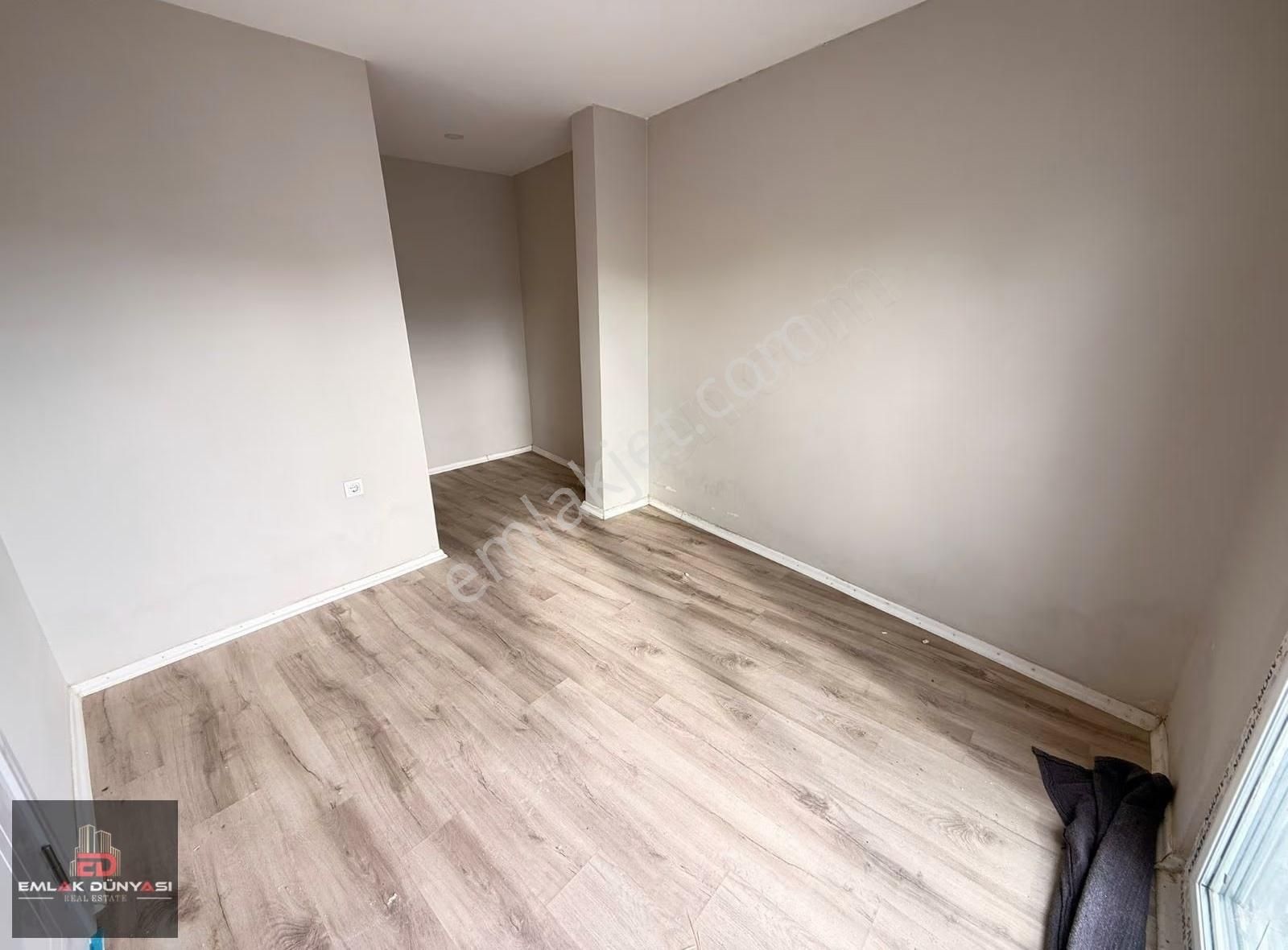 Kızıltoprak Mah.tramvay Yakını Önü Açık 3+1 135m2 Dubleks Daire - Görsel 24