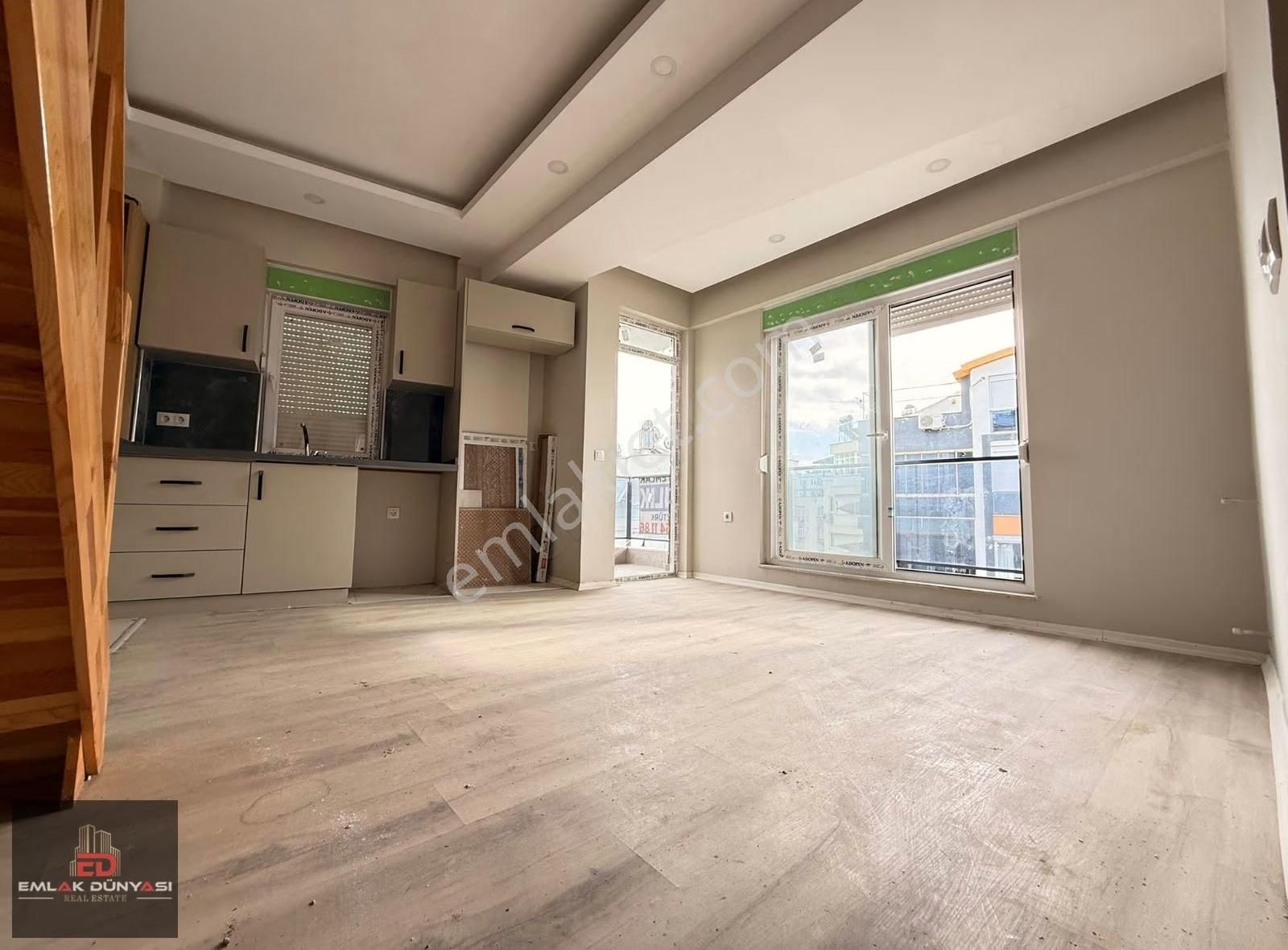 Kızıltoprak Mah.tramvay Yakını Önü Açık 3+1 135m2 Dubleks Daire - Görsel 17