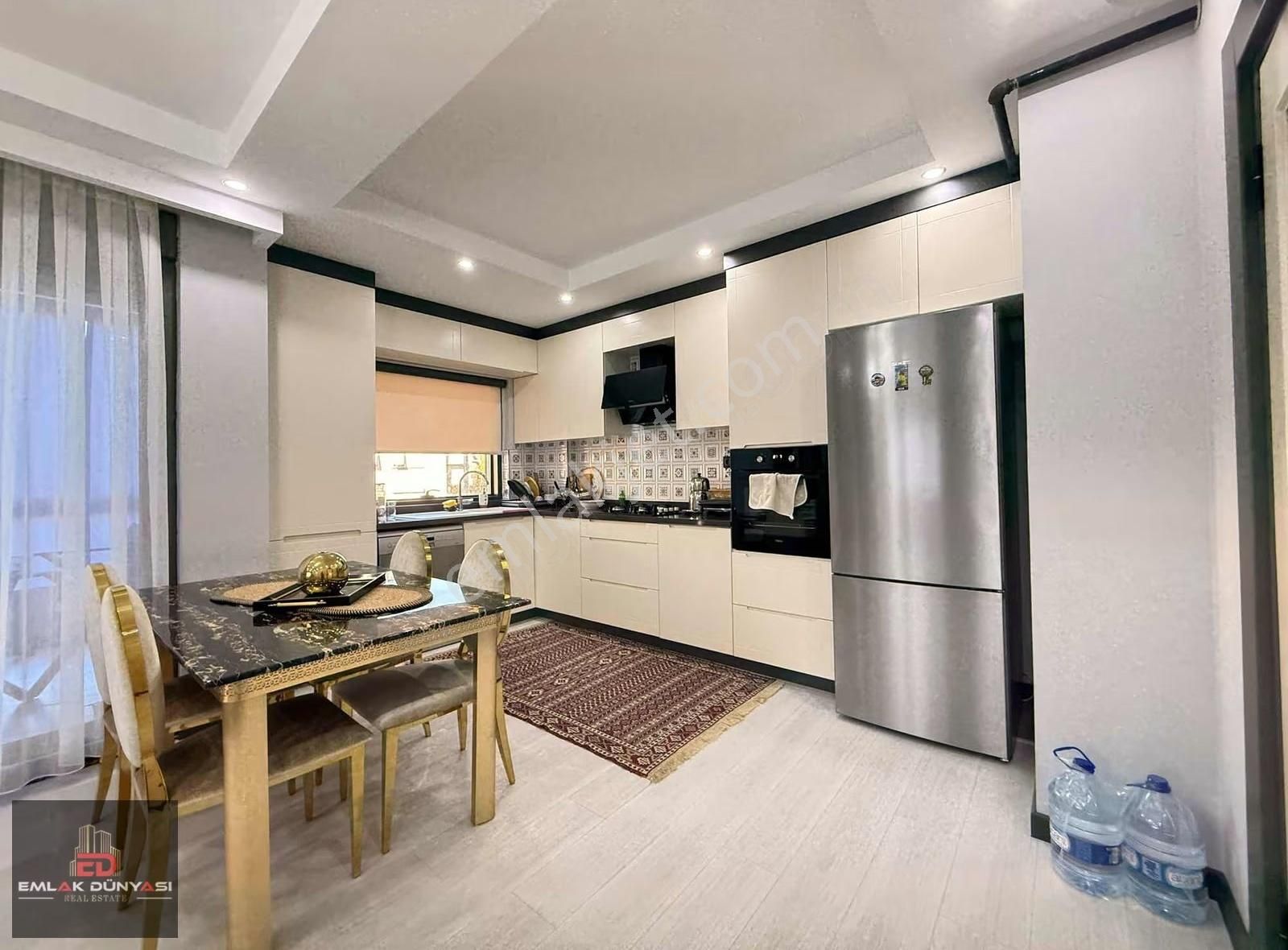 Meydankavağı Mahallesi 1 Yaşında Katta 2+1 Daire - Görsel 2