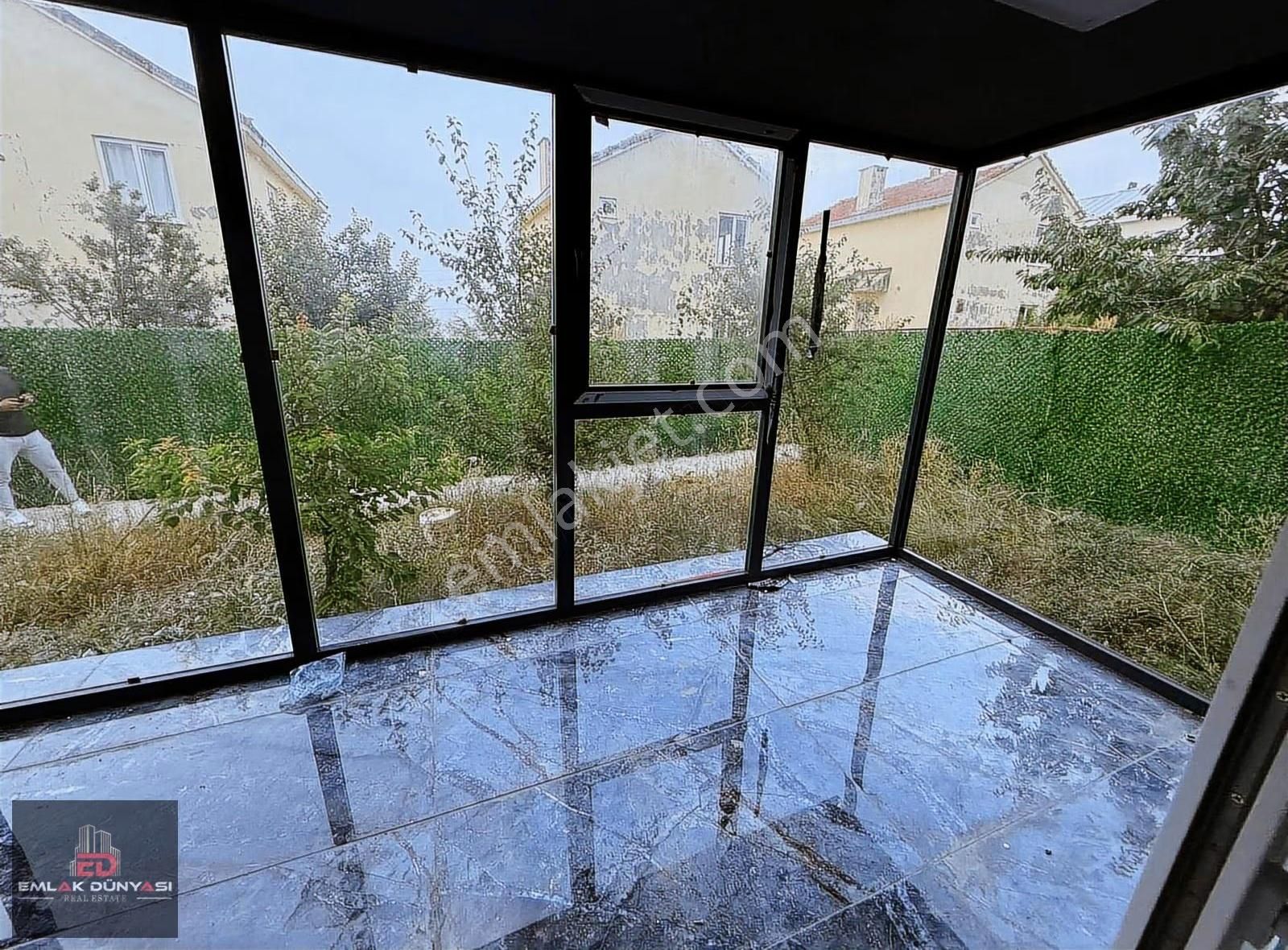 Konyaaltı Geyikbayırın'da 4+1 Takasa Uygun Maarafsız Villa - Görsel 5