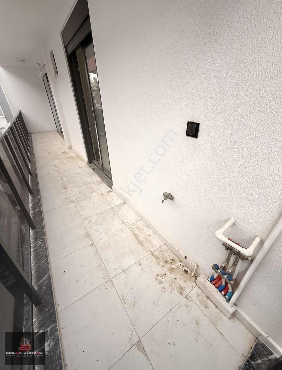 Gençlik Mah. Arakat Satılık 1+1 Daire - Kapalı Otopark - Görsel 5