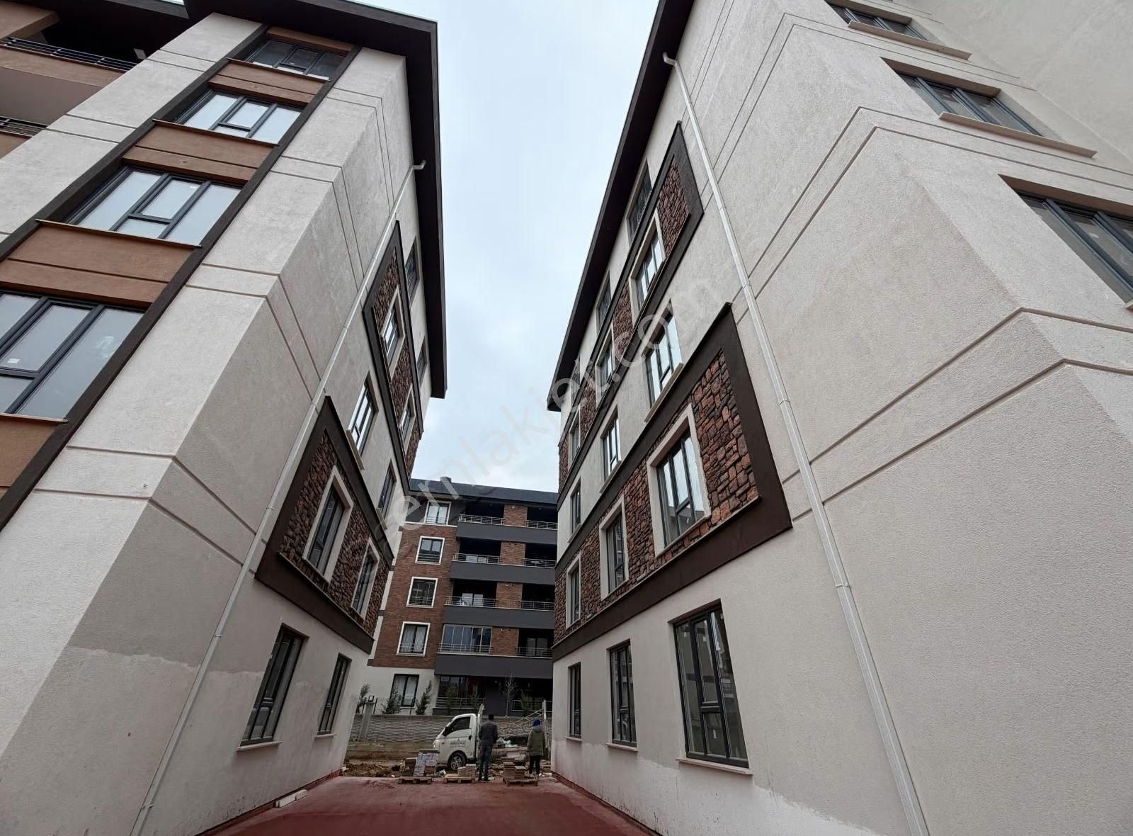 Meram Uluğbey Mah. Site İçi Ultra Lüx 3+1 Satılık Daire - Görsel 3