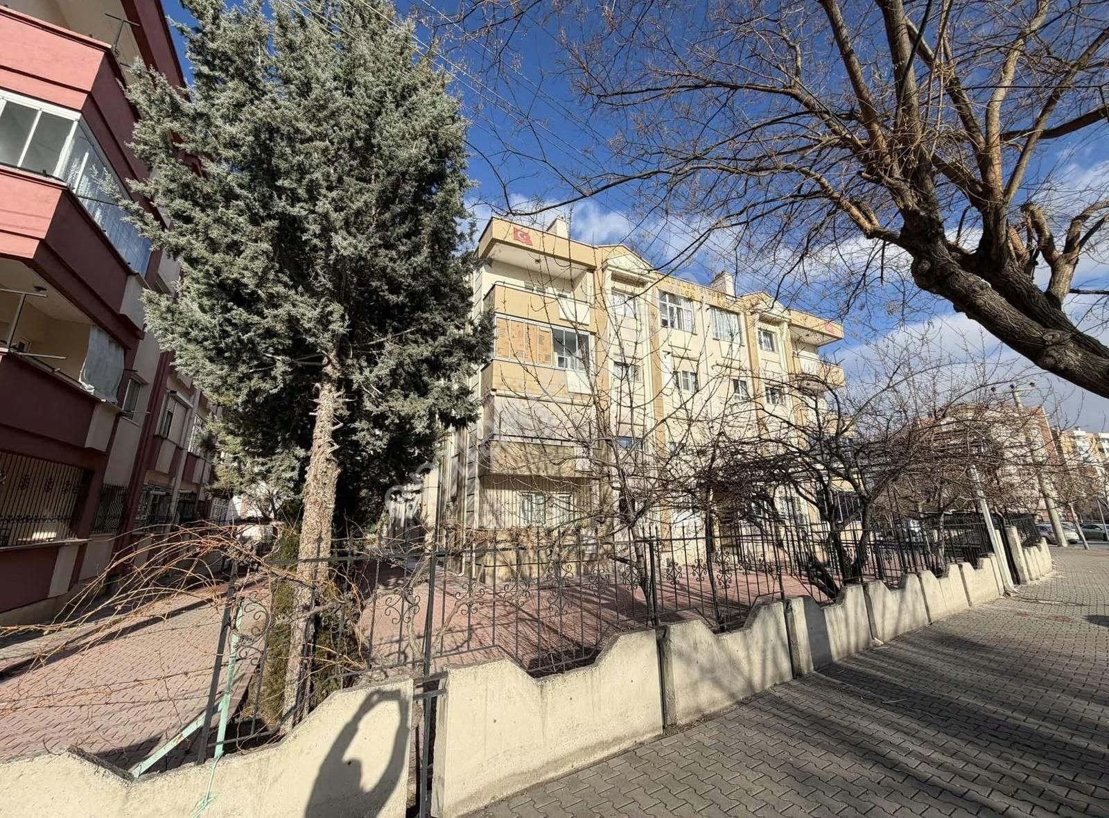 Ulubatlı Hasan Mah.hasşehir Evlerinde 3+1 Satılık Daire - Görsel 11