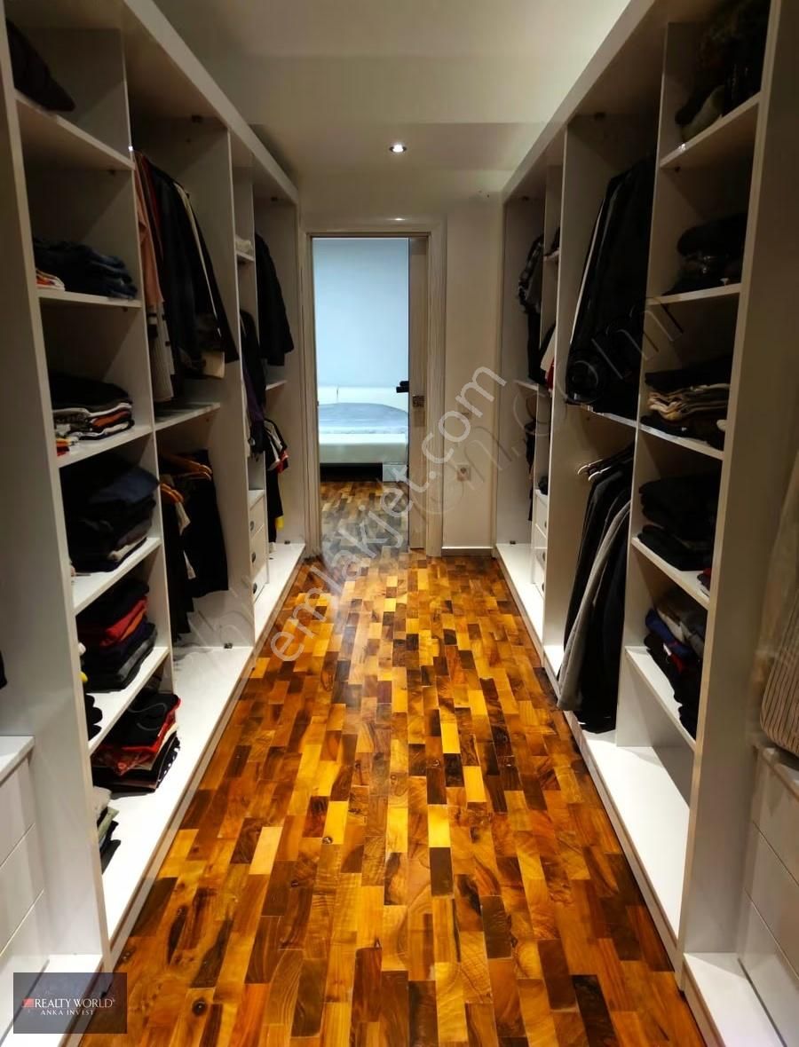 Düzlerçamında Ormana Cephe 5+1 Geniş Triplex Villa - Görsel 13