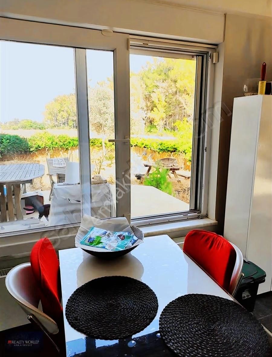 Düzlerçamında Ormana Cephe 5+1 Geniş Triplex Villa - Görsel 3