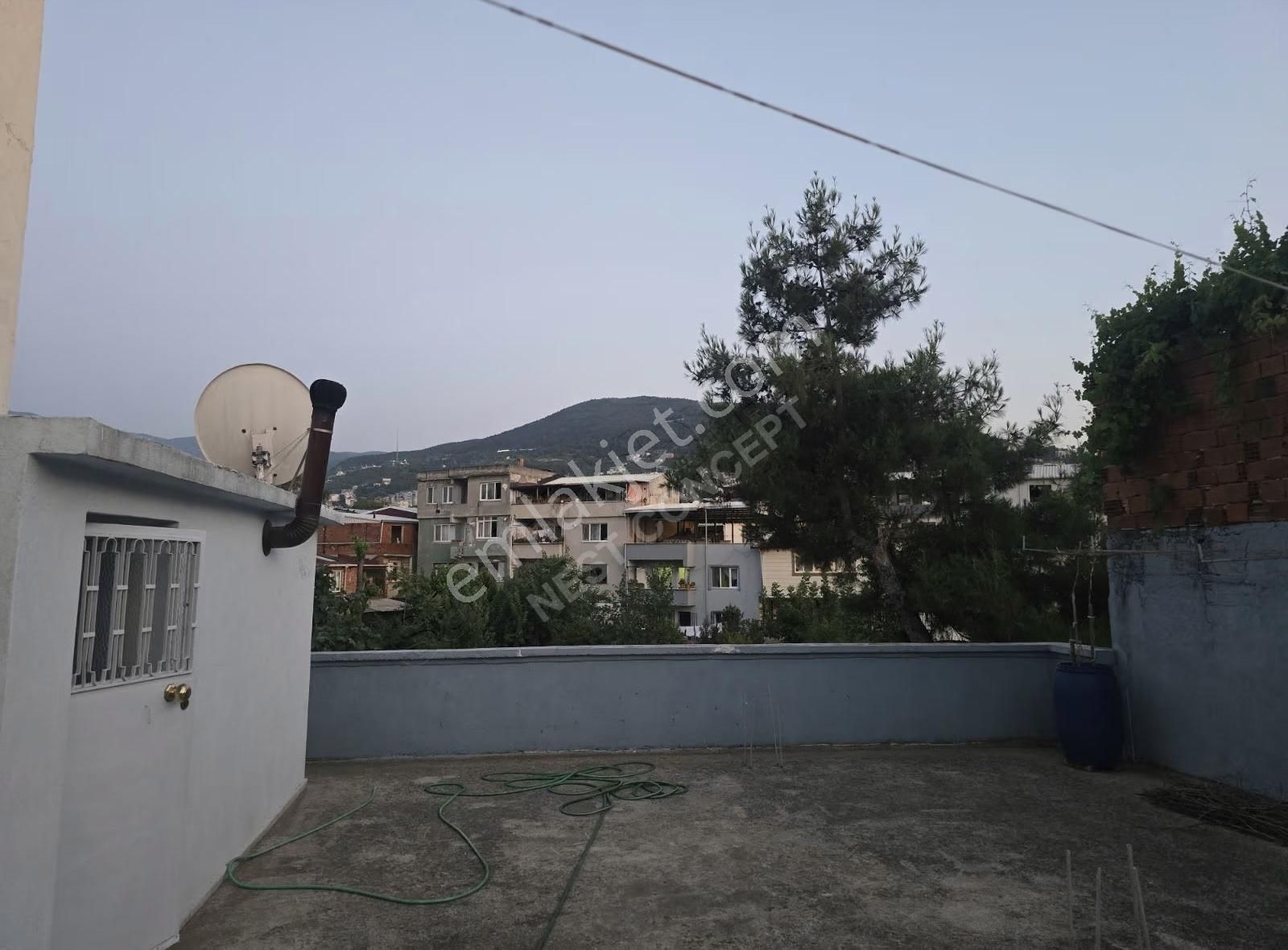 Sırameşelerler'de Satılık Müstakil Ev Hem Ticari Hem Mesken - Görsel 4