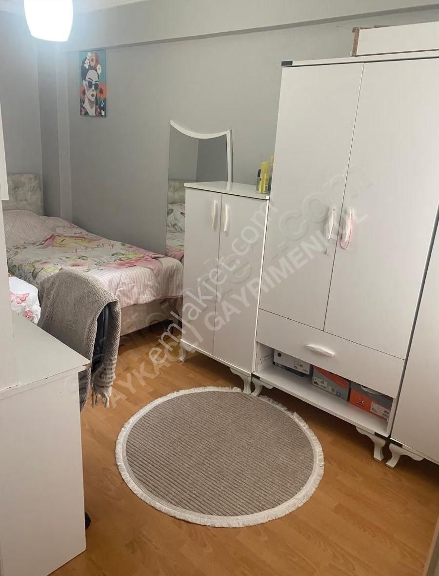 Üniversite Ve Hasanağa Bahçesi Yakını Satılık 3+1 Daire - Görsel 2