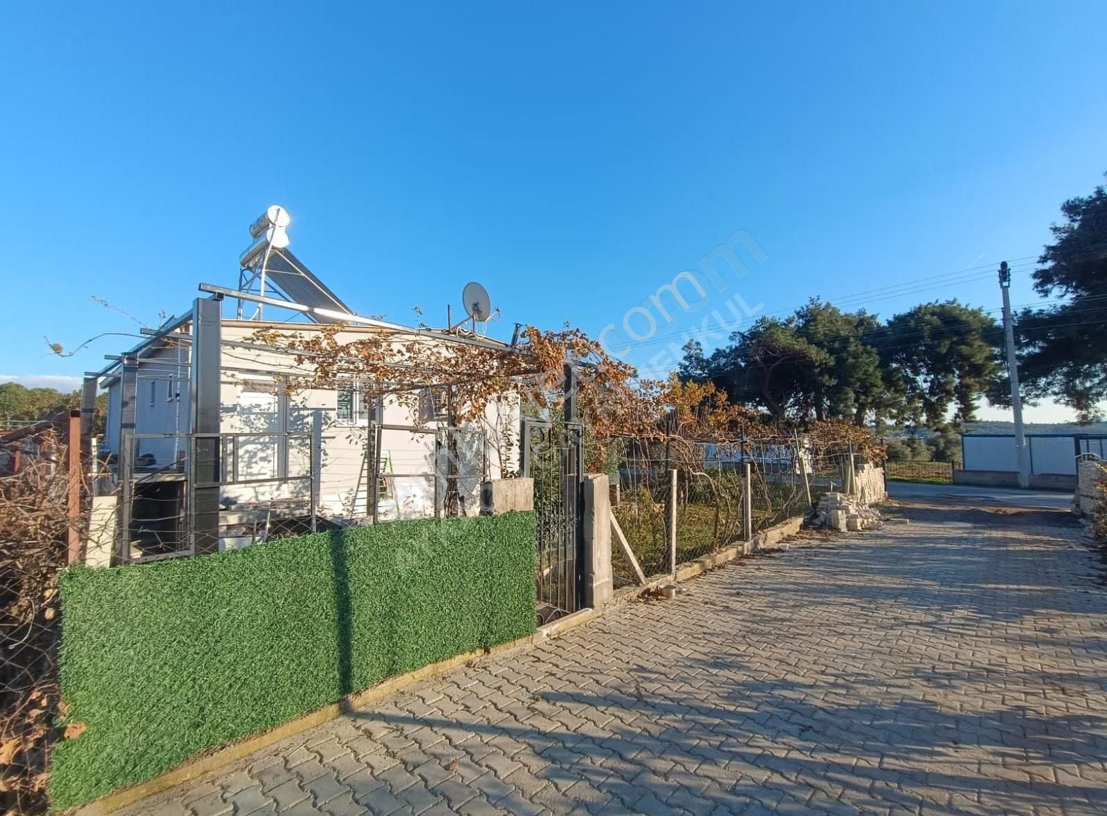 Buca Karacaağaçta 500 M² Bahçe İçerisinde 3+1 Müstakil Ev - Görsel 14