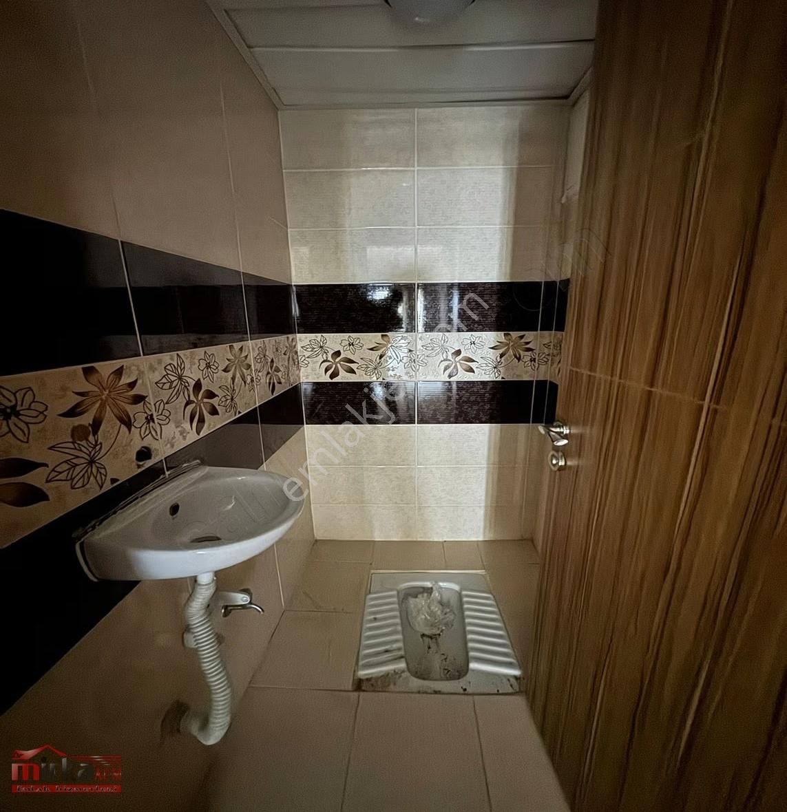 Beylikdüzü Yakuplu Da Satılık 3+2 Dublex Ön Cephe Ana Cadde De - Görsel 28