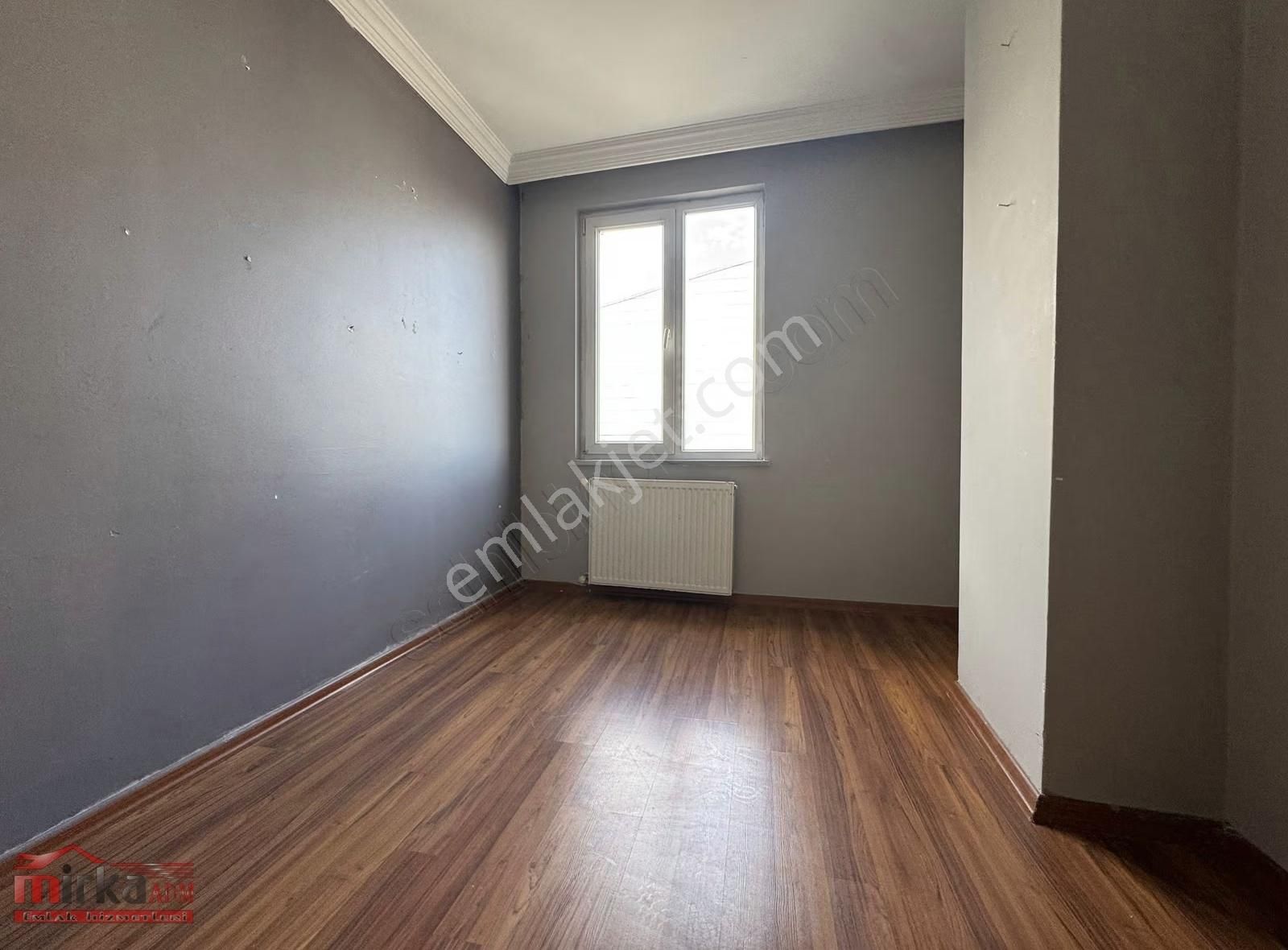 Beylikdüzü Yakuplu Da Satılık 3+2 Dublex Ön Cephe Ana Cadde De - Görsel 2