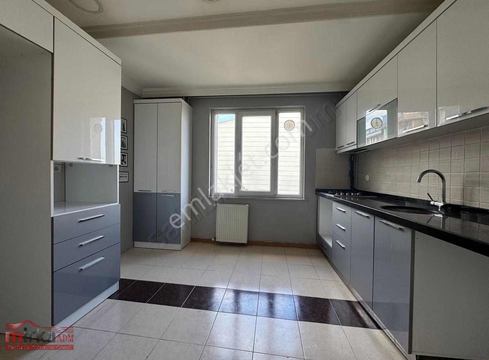 Beylikdüzü Yakuplu Da Satılık 3+2 Dublex Ön Cephe Ana Cadde De - Görsel 11