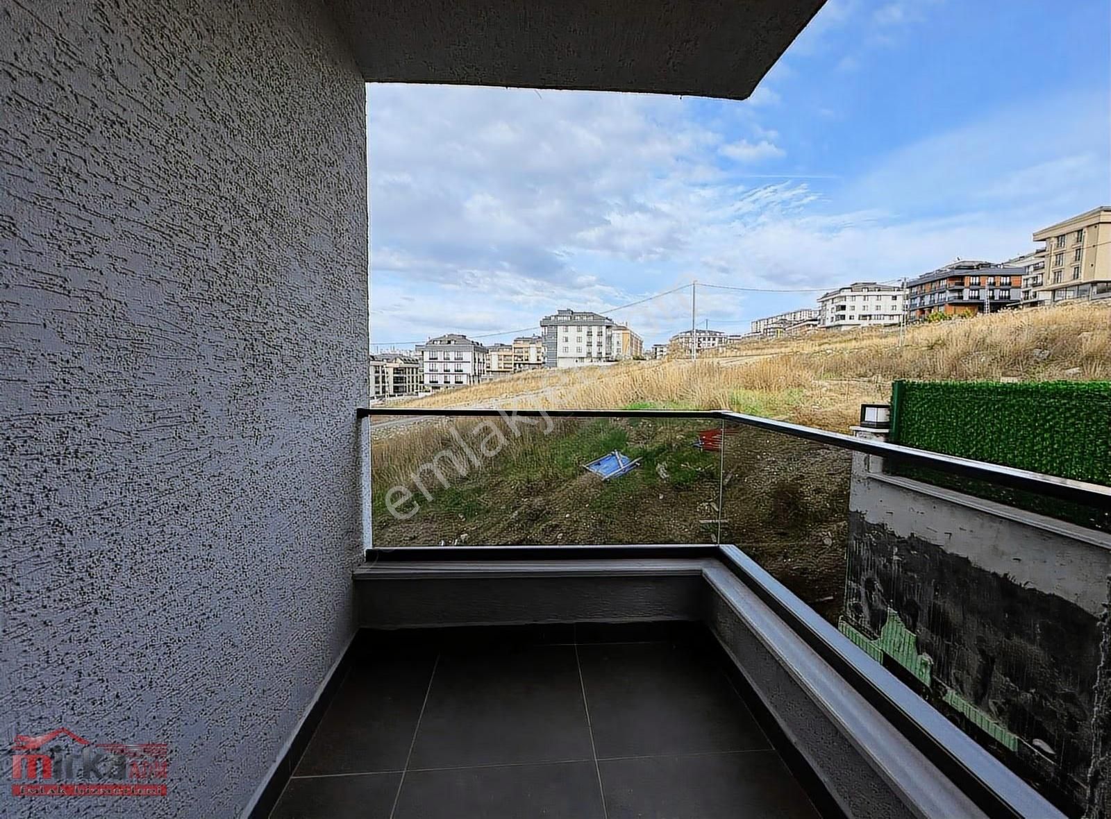 Beylikdüzü Kavaklı Da Satılık 1+1 Arakat Sıfır Butik Site Daire - Görsel 4