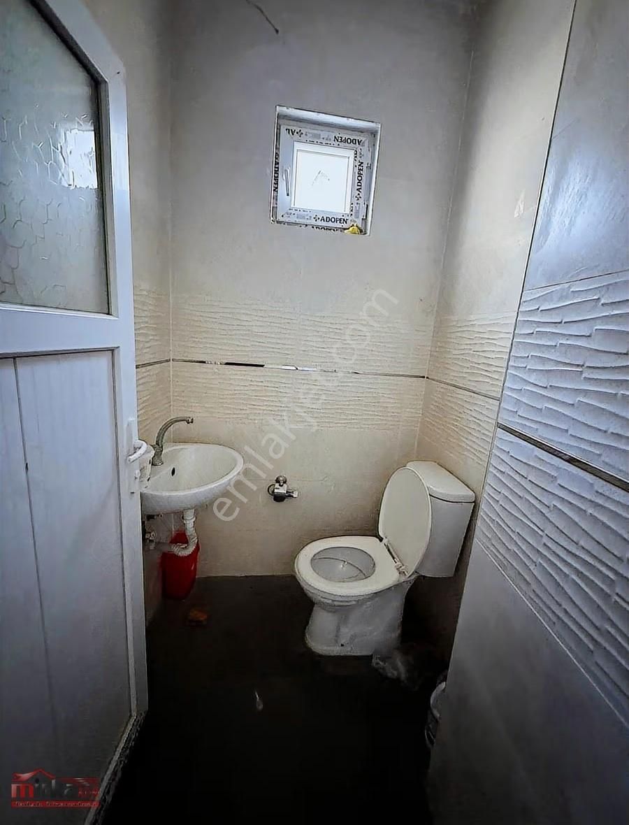 Beylikdüzü Dereağzı Da Satılık Düz Giriş 150 M2 Dükkan - Görsel 6