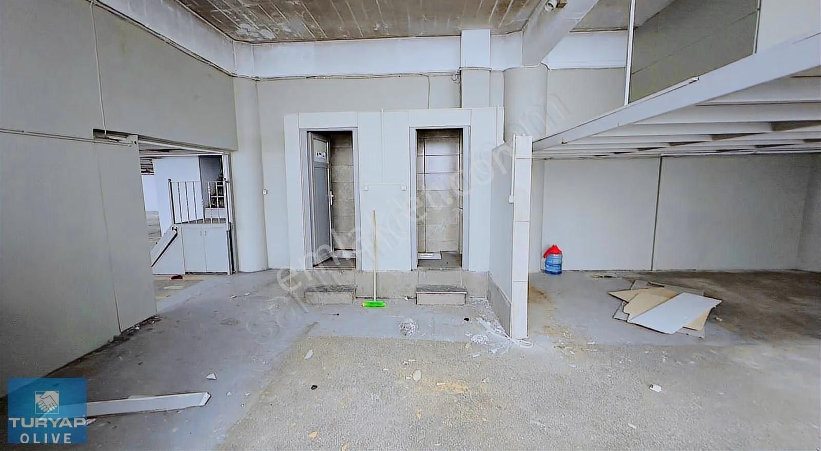 Topçular Mah. Üretmen İş Merkezi | B Blok | 700 M² Kiralık