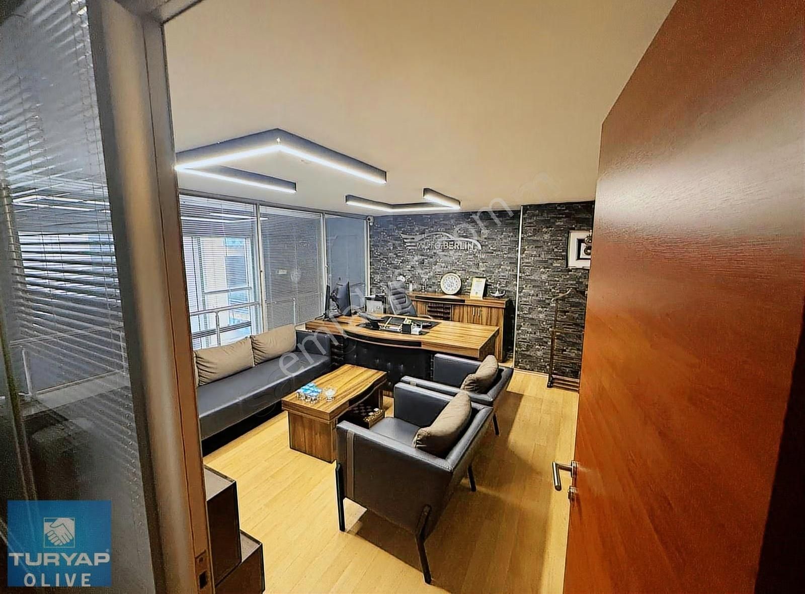 İstoç Oto Ticaret Merkezi 300 M2 Satılık Dükkan Nefise Kasap - Görsel 16