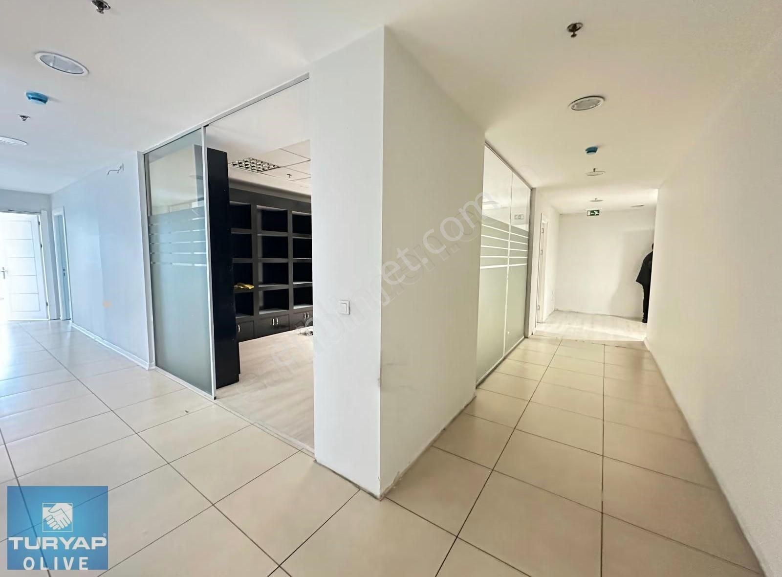 İstoç Öksüzoğlu Plaza'da 370 M2 Kiralık Plaza/ofis Nefise Kasap - Görsel 27