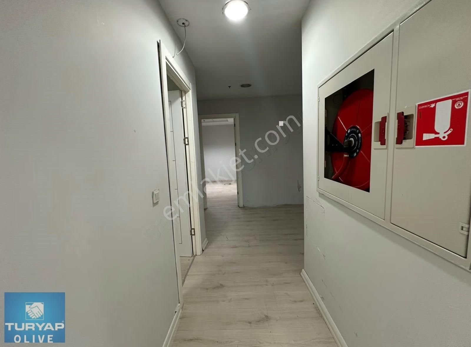 İstoç Öksüzoğlu Plaza'da 370 M2 Kiralık Plaza/ofis Nefise Kasap - Görsel 24