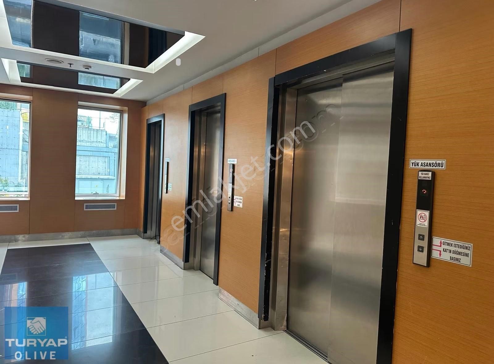 İstoç Öksüzoğlu Plaza'da 370 M2 Kiralık Plaza/ofis Nefise Kasap - Görsel 3