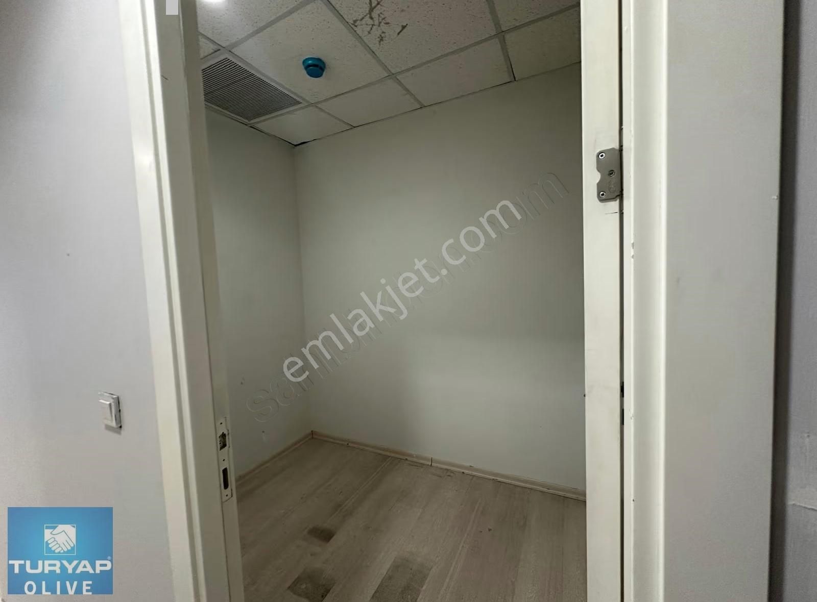 İstoç Öksüzoğlu Plaza'da 370 M2 Kiralık Plaza/ofis Nefise Kasap - Görsel 17