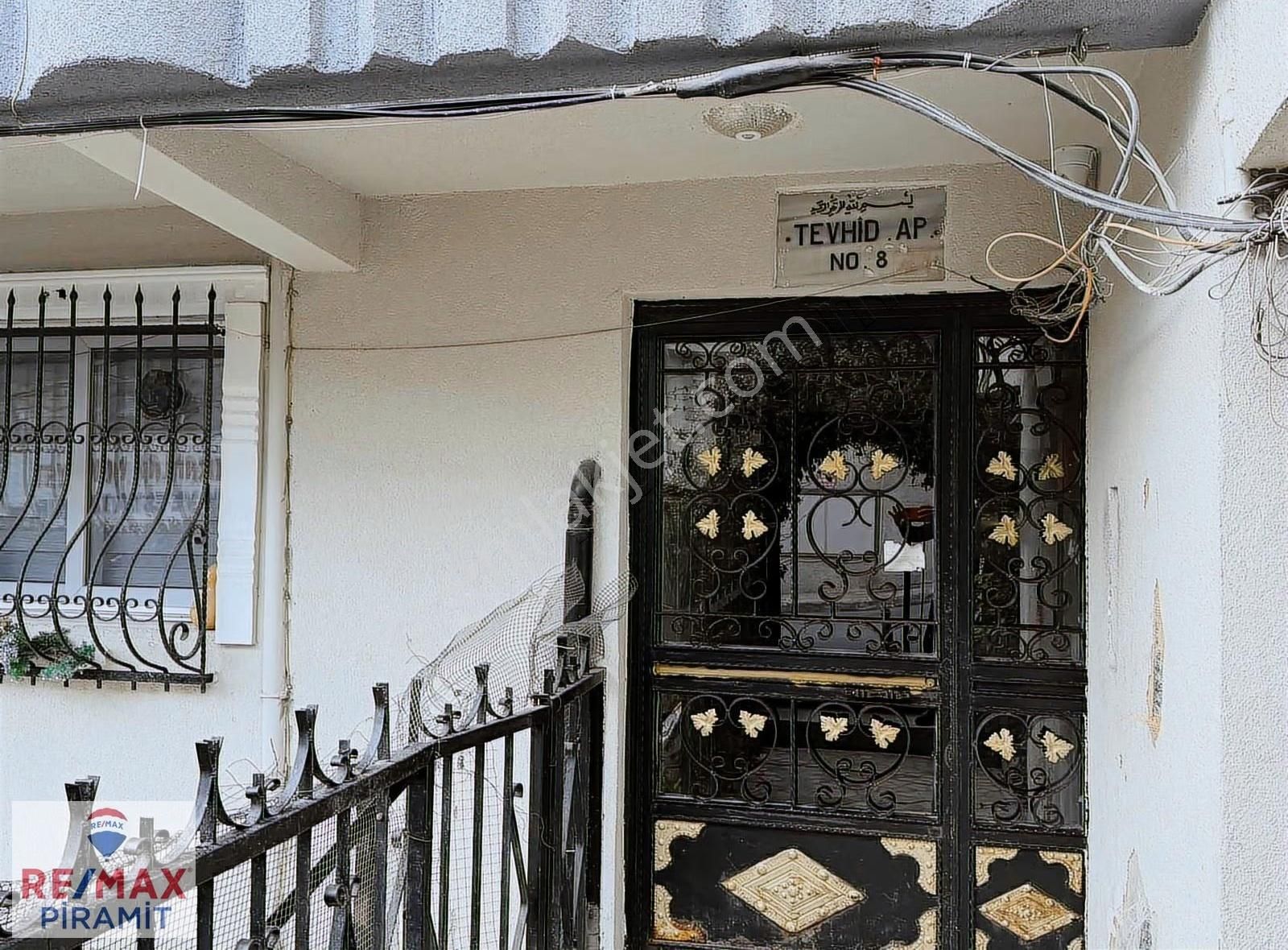 Fatih Karagümrük Mahallesinde 3+1 Manzaralı Muhteşem Konumda - Görsel 12