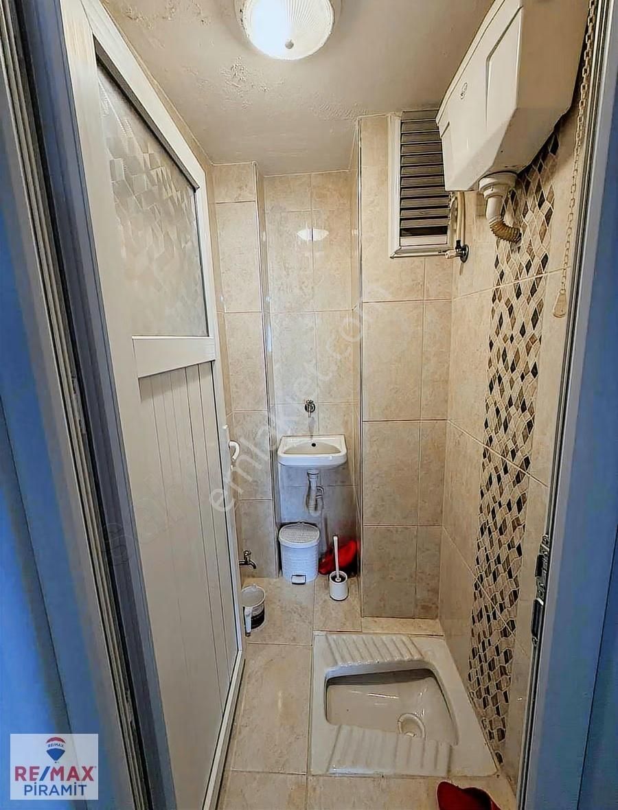 Fatih Karagümrük Mahallesinde 3+1 Manzaralı Muhteşem Konumda - Görsel 7