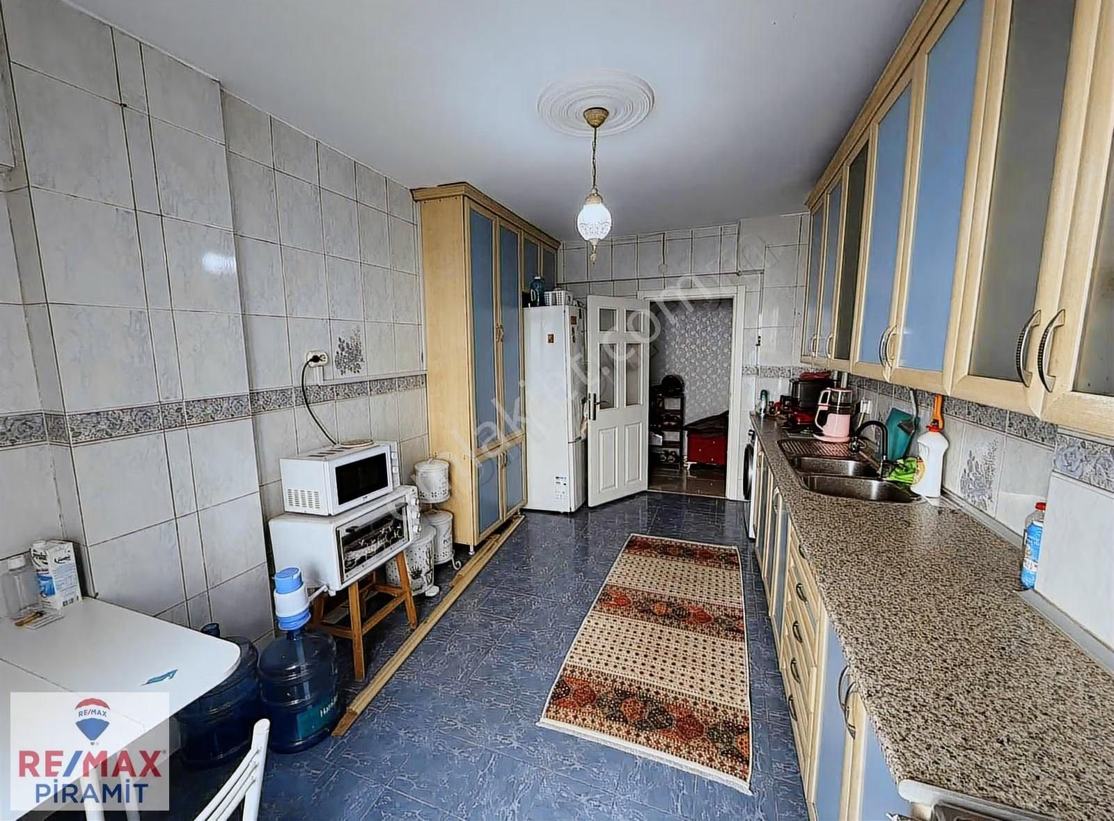 Fatih Karagümrük Mahallesinde 3+1 Manzaralı Muhteşem Konumda - Görsel 19