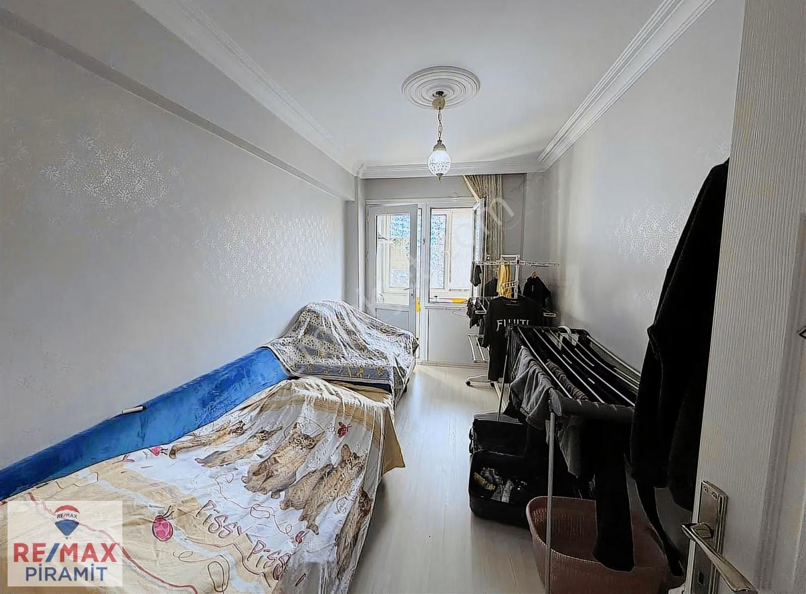 Fatih Karagümrük Mahallesinde 3+1 Manzaralı Muhteşem Konumda - Görsel 24