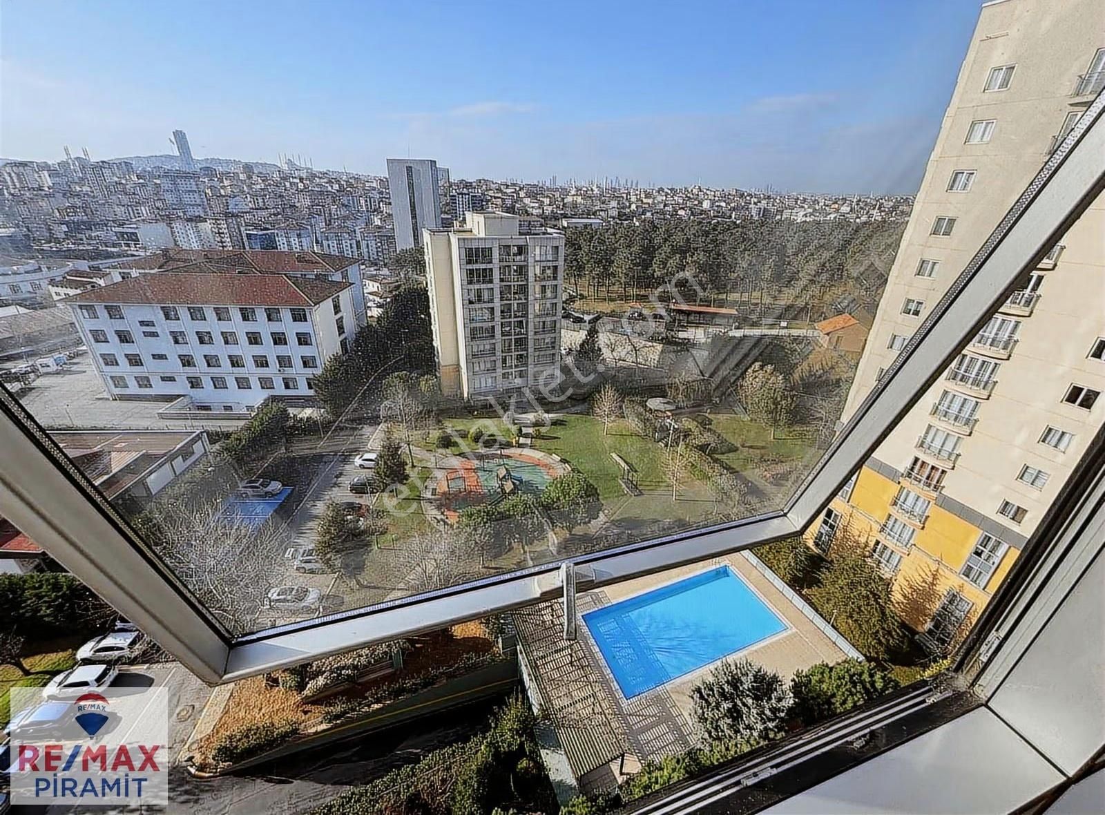 Ümraniye Dora Park Sitesinde 11. Kat, Eşyalı Kiralık 1+1 Daire - Görsel 10