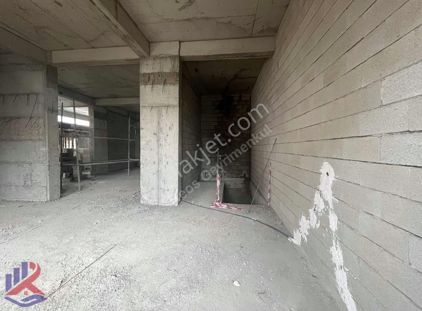 Reos'dan Binevler Hacı Mehmet Şan Karşısı Satılık Dükkan - Görsel 12