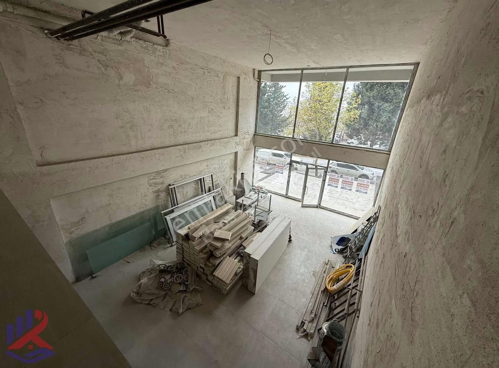 Reos Gayrimenkulden Çarşı Merkezde Kiralık İşyeri - Görsel 10