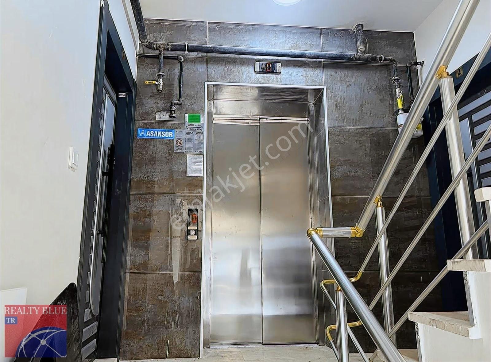 Sultanbeyli Mimarsinan Mahallesinde Satılık Ebeveyn Banyolu 2+1 - Görsel 17