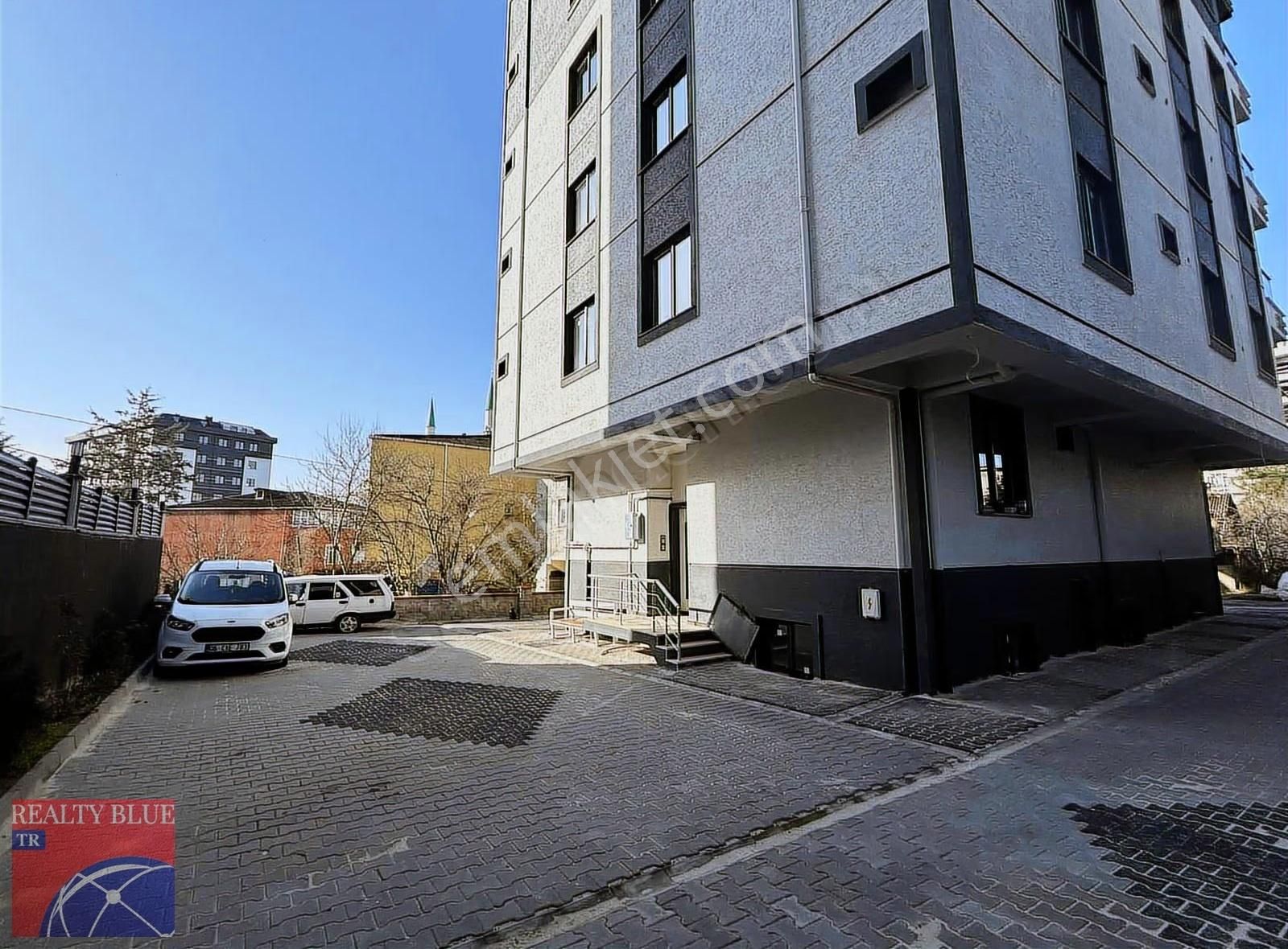 Sultanbeyli Mimarsinan Mahallesinde Satılık Ebeveyn Banyolu 2+1 - Görsel 16