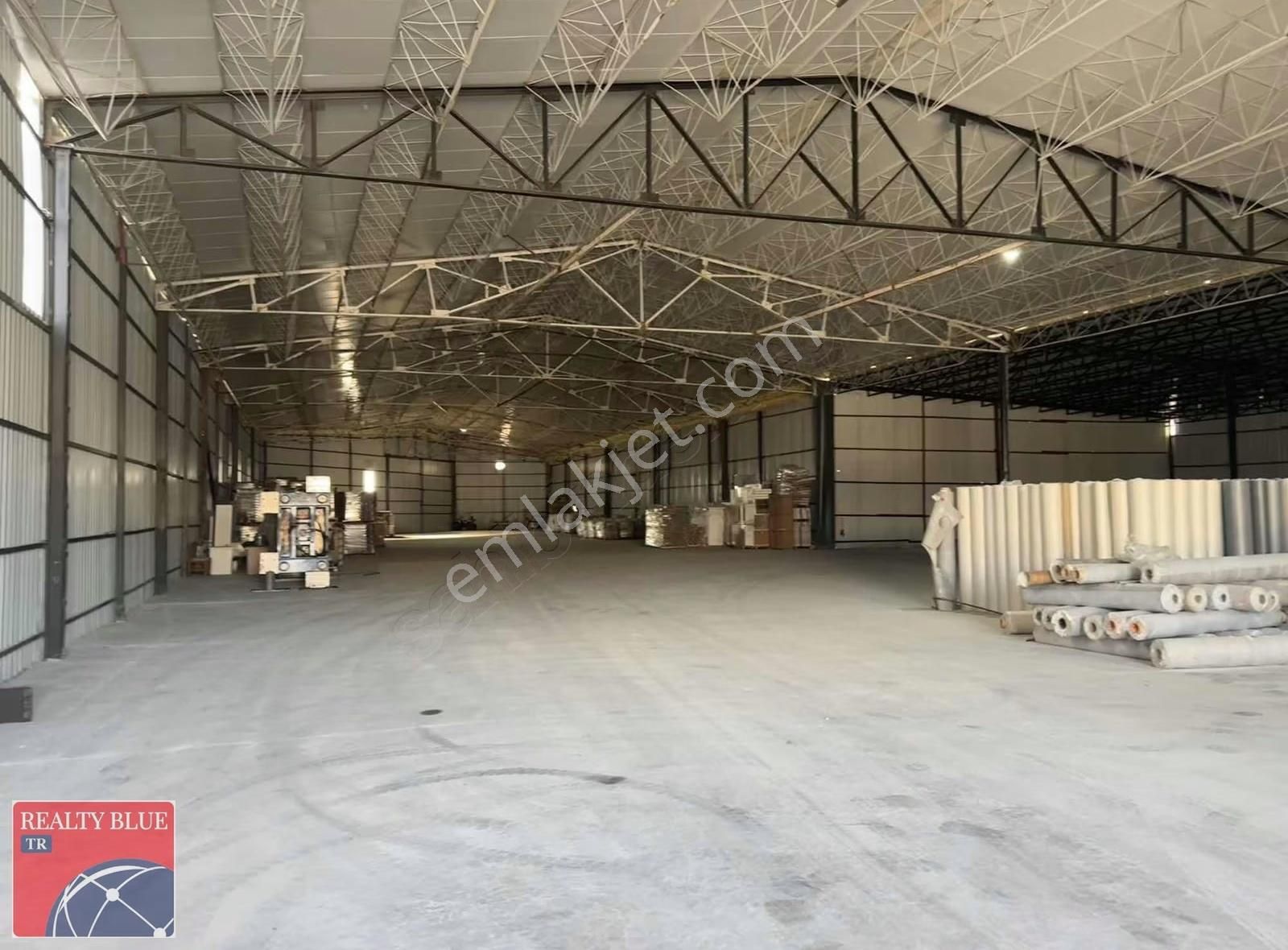 Sancaktepe'de 3200m² Kdv Avantajlı İskanlı Depo Antrepo Alanları - Görsel 3