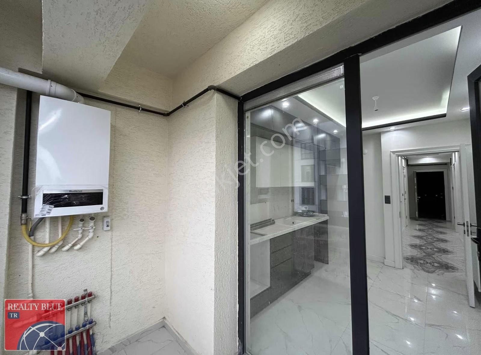 Sultanbeyli Mimarsinan Mh. Özel Yapım Satılık Balkonlu 3+1 - Görsel 2