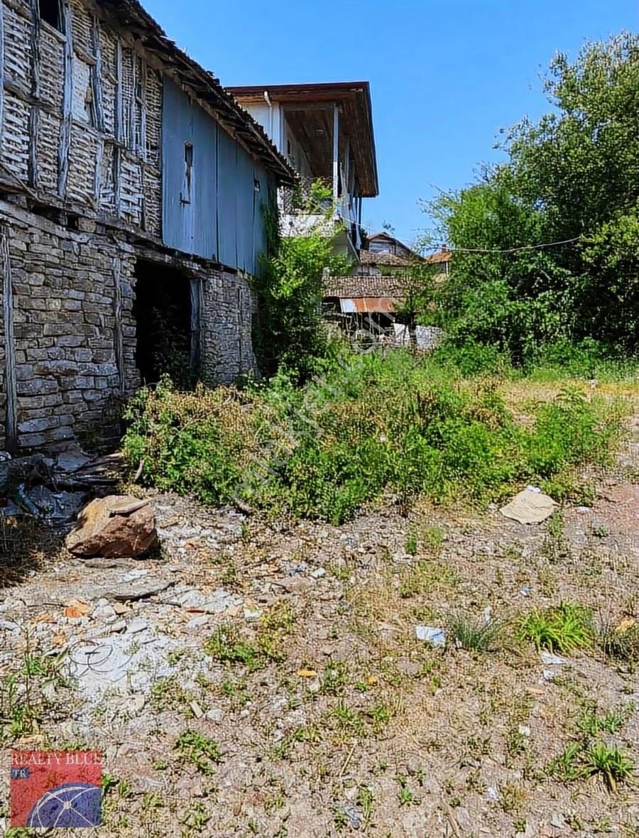 Kandıra Deliveli Merkezde Taş Ev 303 M2 0.35 İmarlı Arsa İçinde - Görsel 5