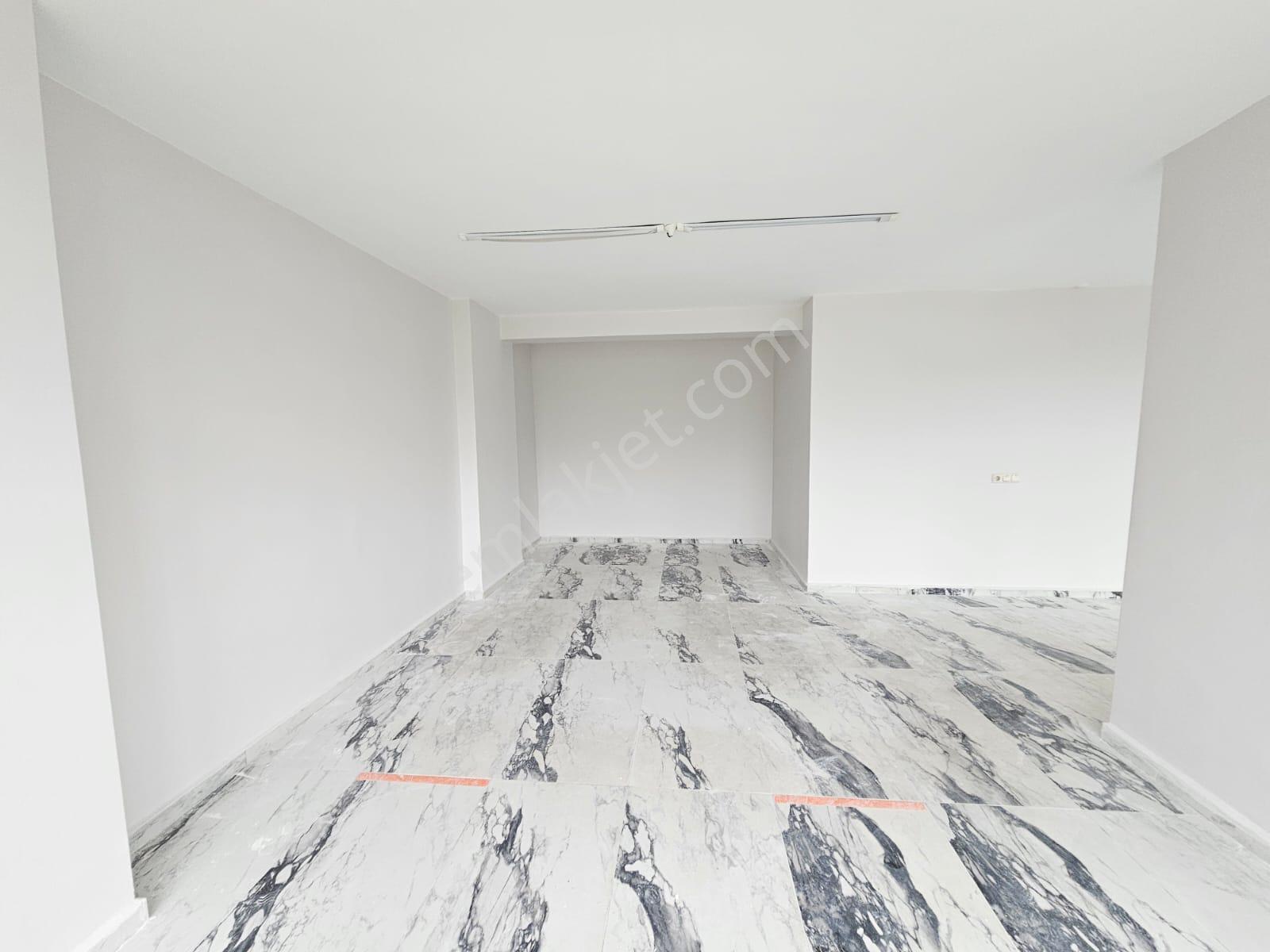 Sancaktepe'de İskanlı, Düzayak 170 M2 Dükkan - Görsel 10