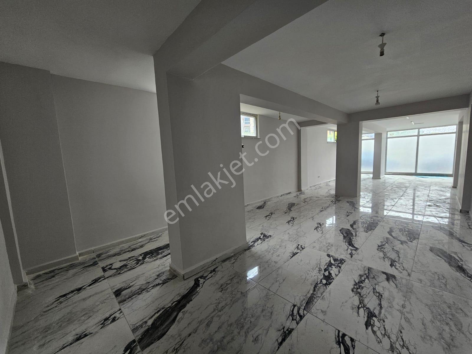 Sancaktepe'de İskanlı, Düzayak 170 M2 Dükkan - Görsel 19