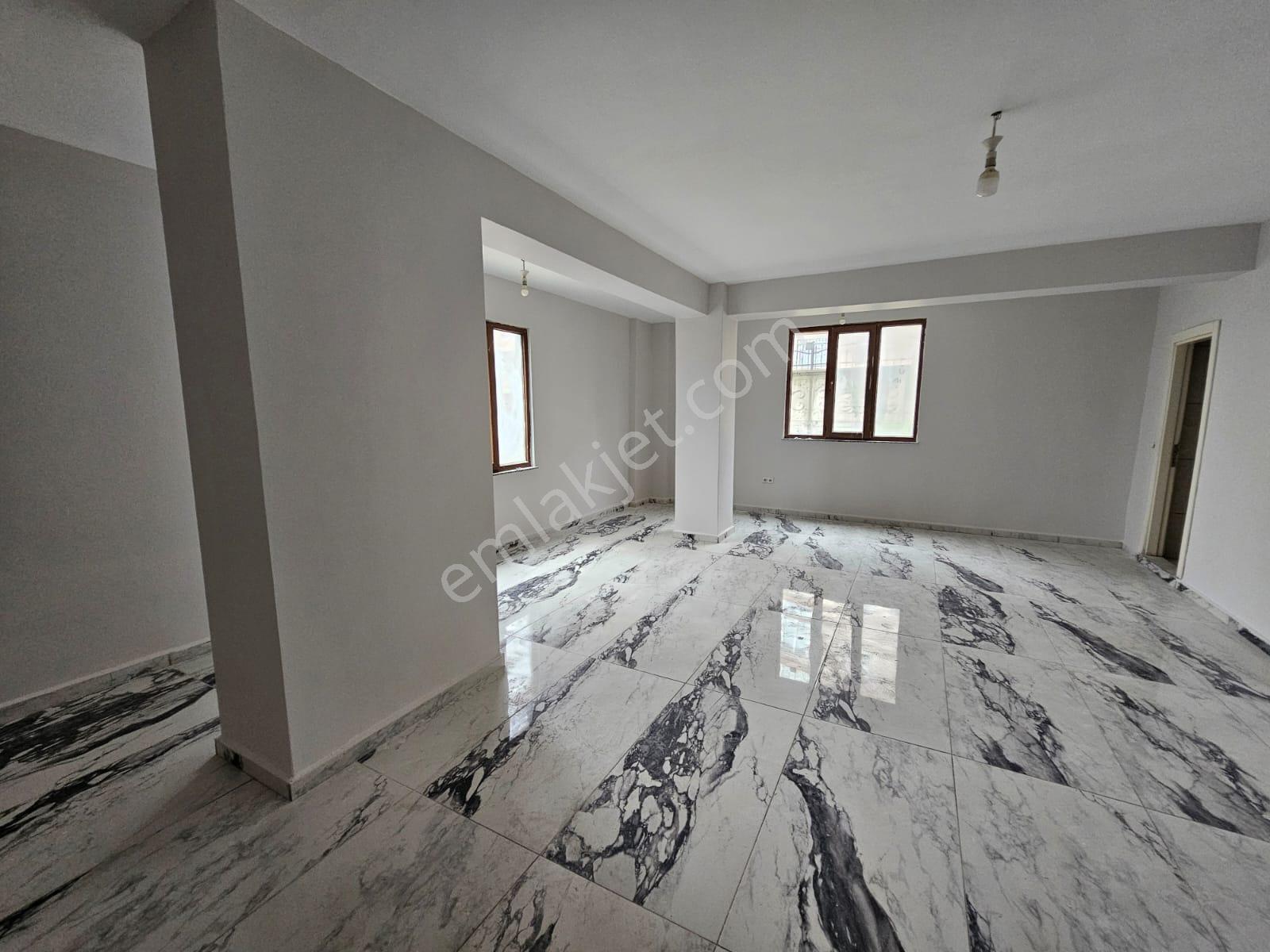 Sancaktepe'de İskanlı, Düzayak 170 M2 Dükkan - Görsel 21