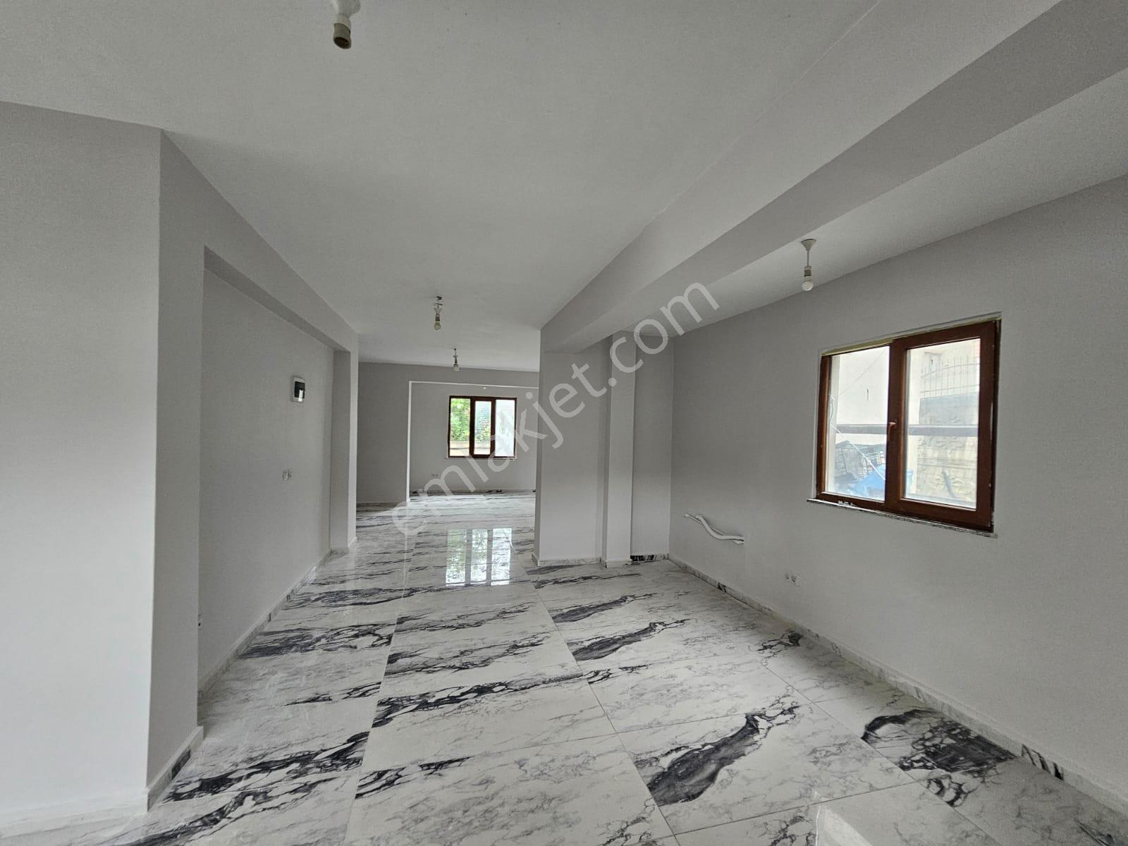 Sancaktepe'de İskanlı, Düzayak 170 M2 Dükkan - Görsel 26