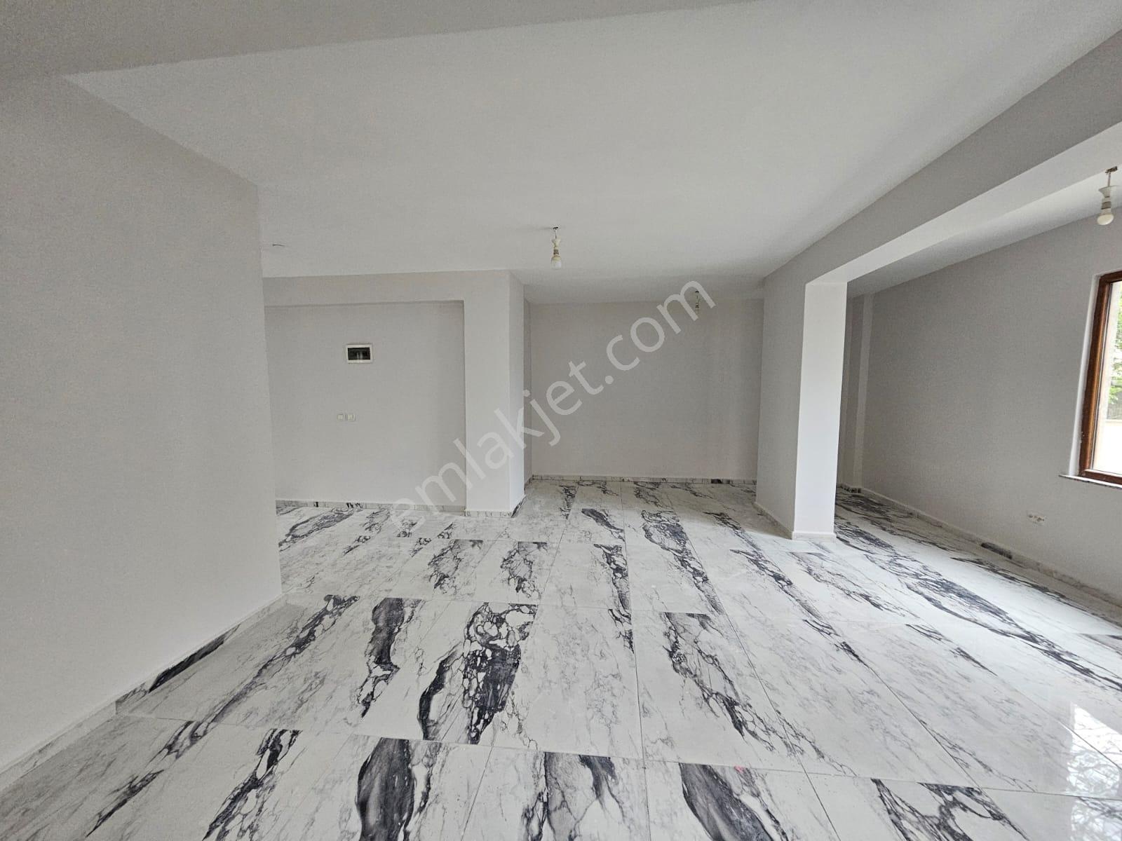 Sancaktepe'de İskanlı, Düzayak 170 M2 Dükkan - Görsel 23